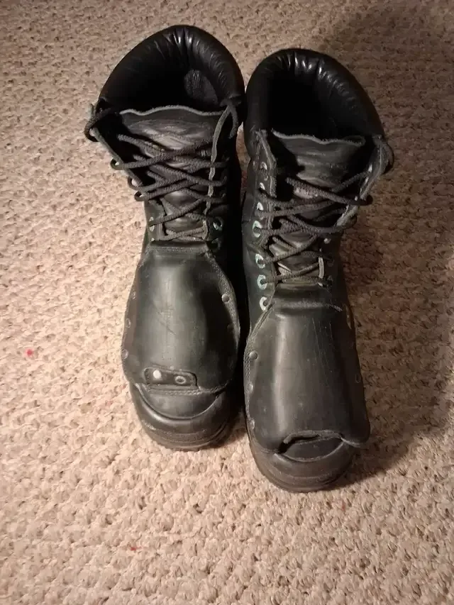 Terra Hogger Safety Boots thumbnail