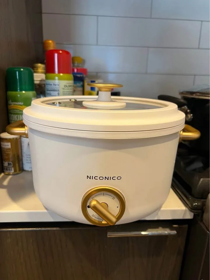 BRAND NEW Electric Non-Stick Ceramic Hot Pot thumbnail