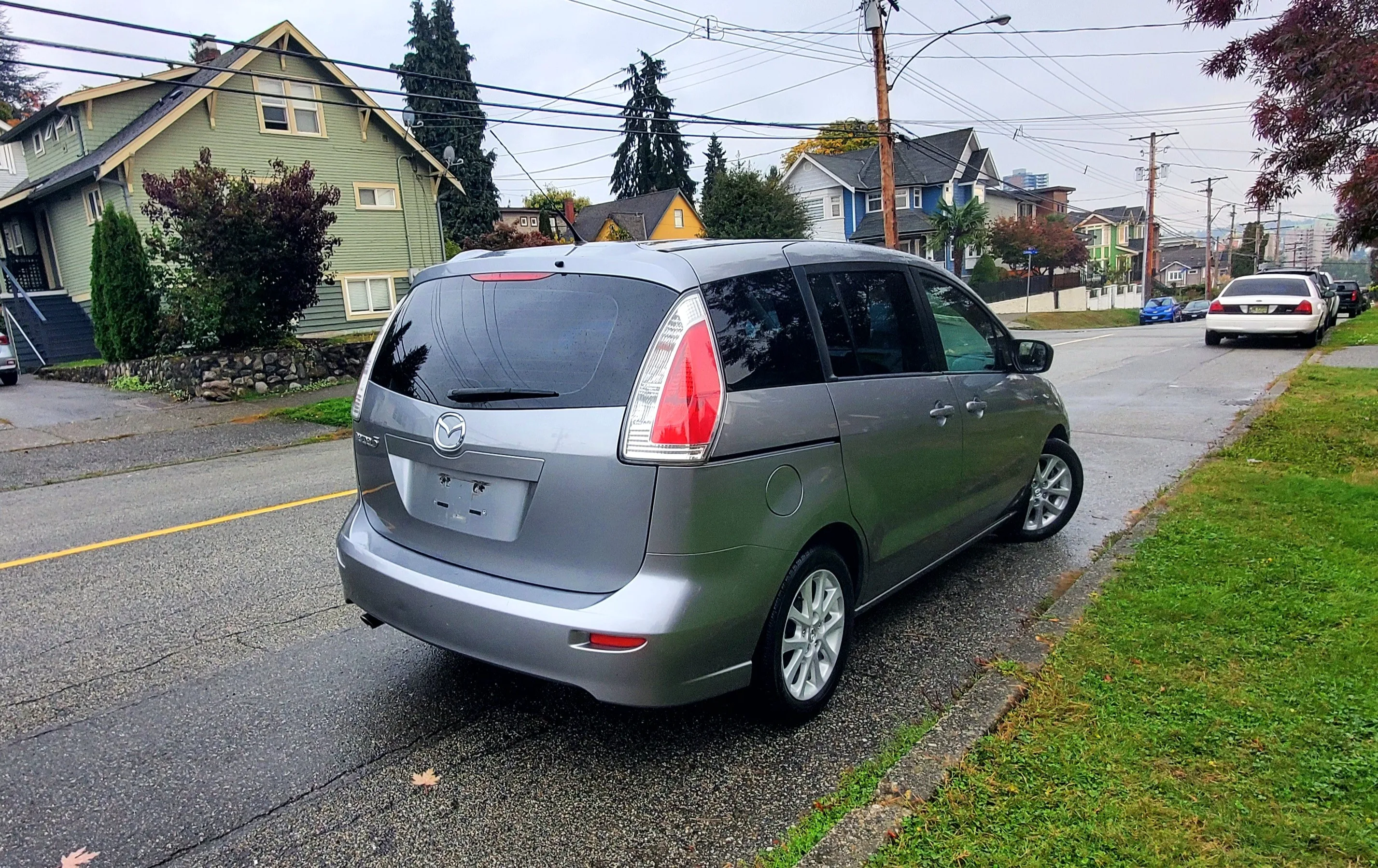 2010 Mazda MAZDA5 Grand Touring 4dr Wagon AUTO image indicator(2)