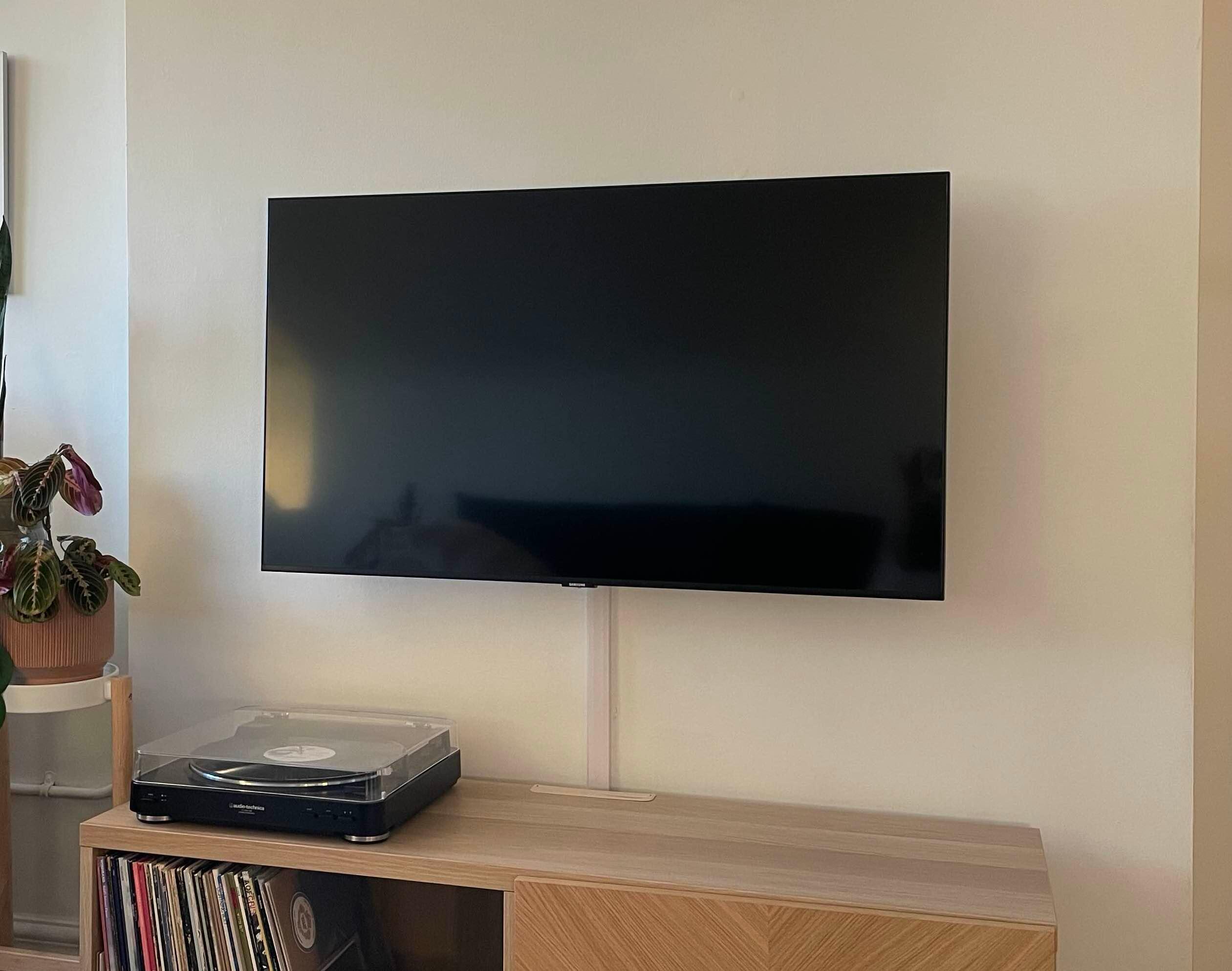Samsung 43" 4K HDR LED Smart TV