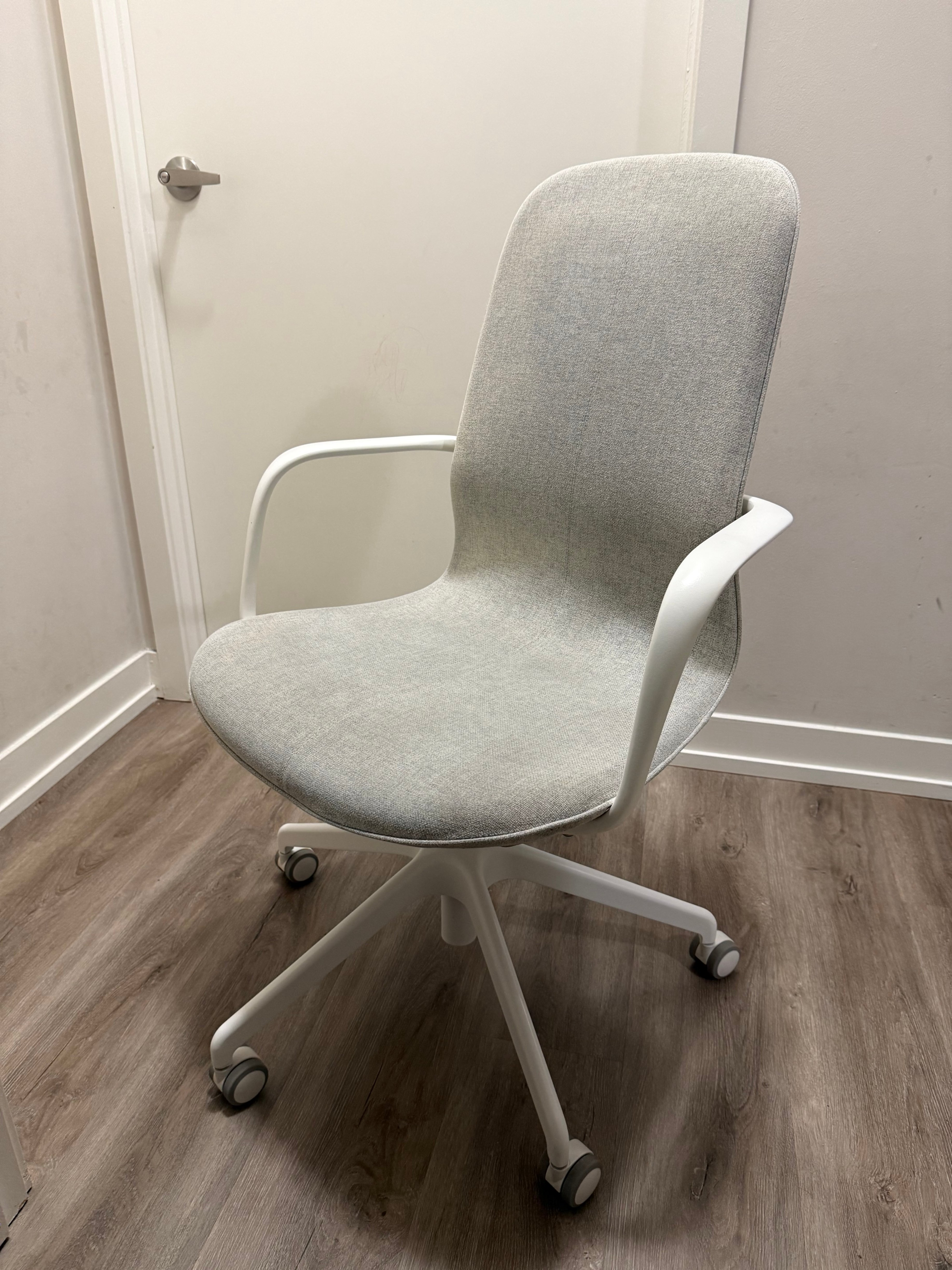 IKEA LÅNGFJÄLL Office Chair w/ Armrests - Beige/White - Like New