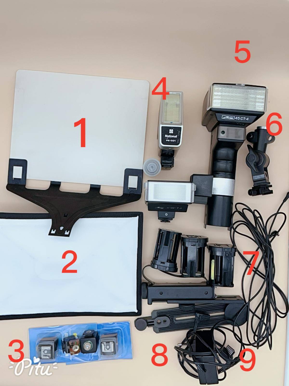 Sale-Prof.photo lighting eqpt. 10 items (Nikon) w/ dry cabinet - photo 2