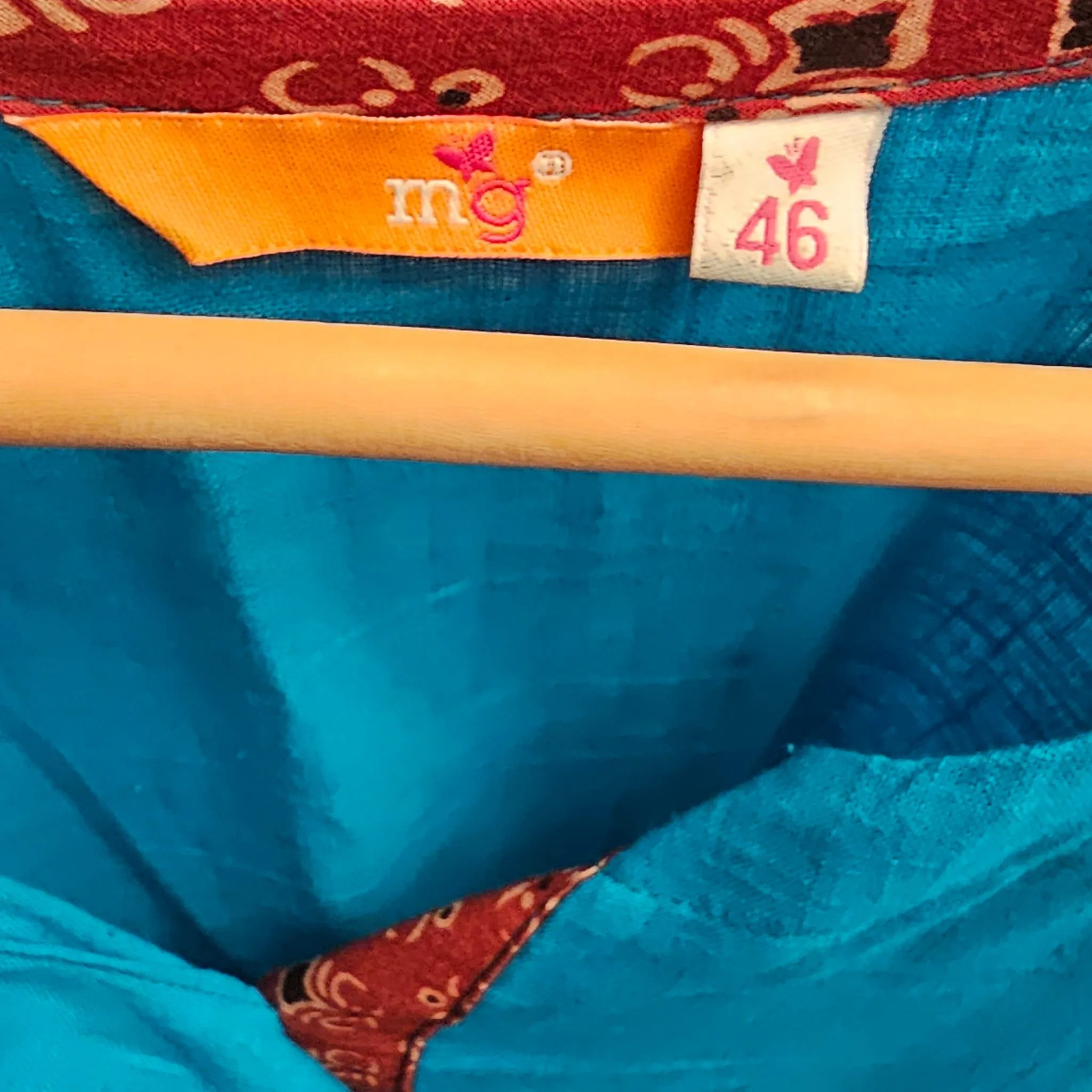 Indian women's Kurta image indicator(2)