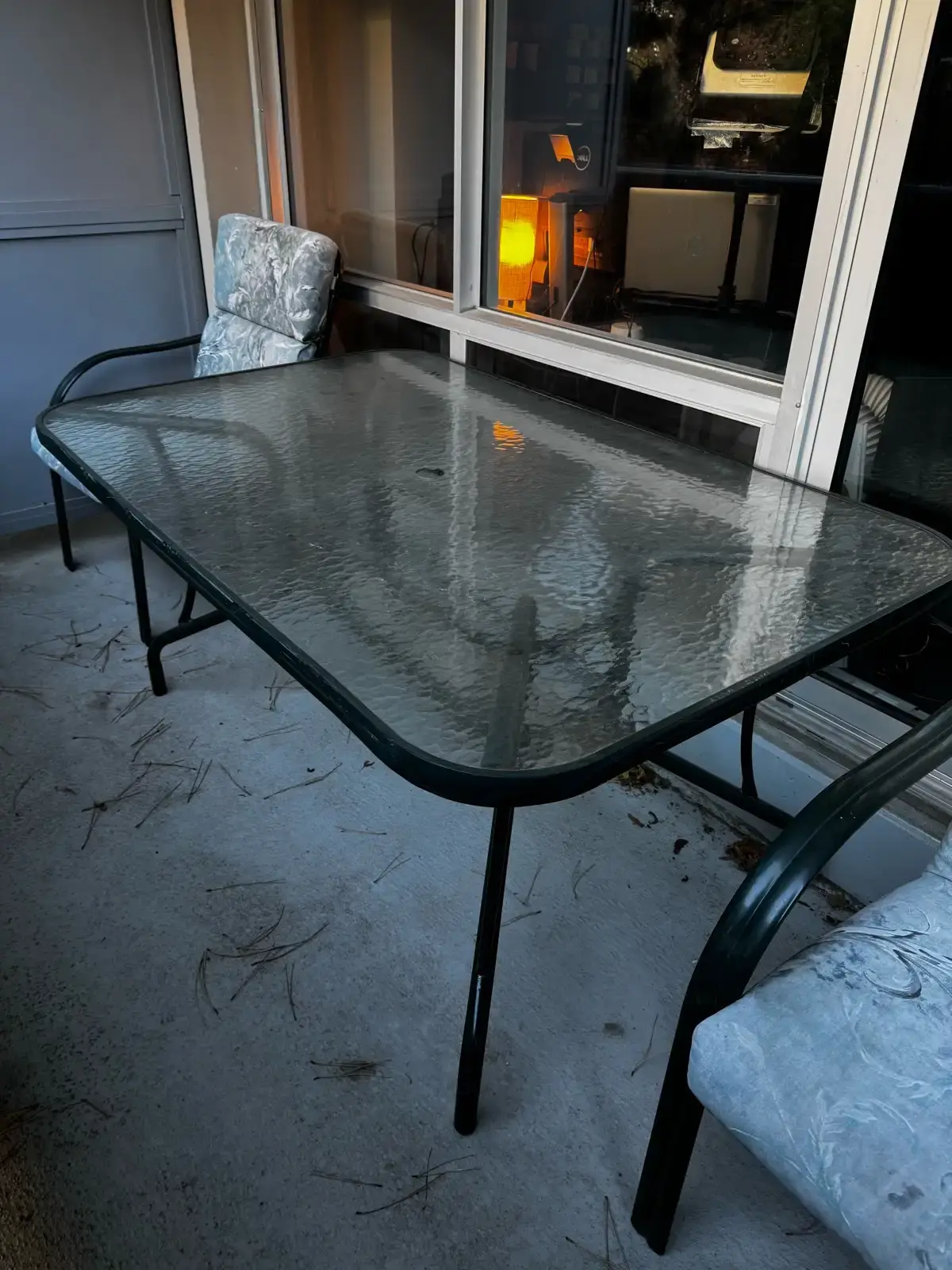 Glass Patio Table with 3 Cushioned Chairs – Great Condition - photo 3