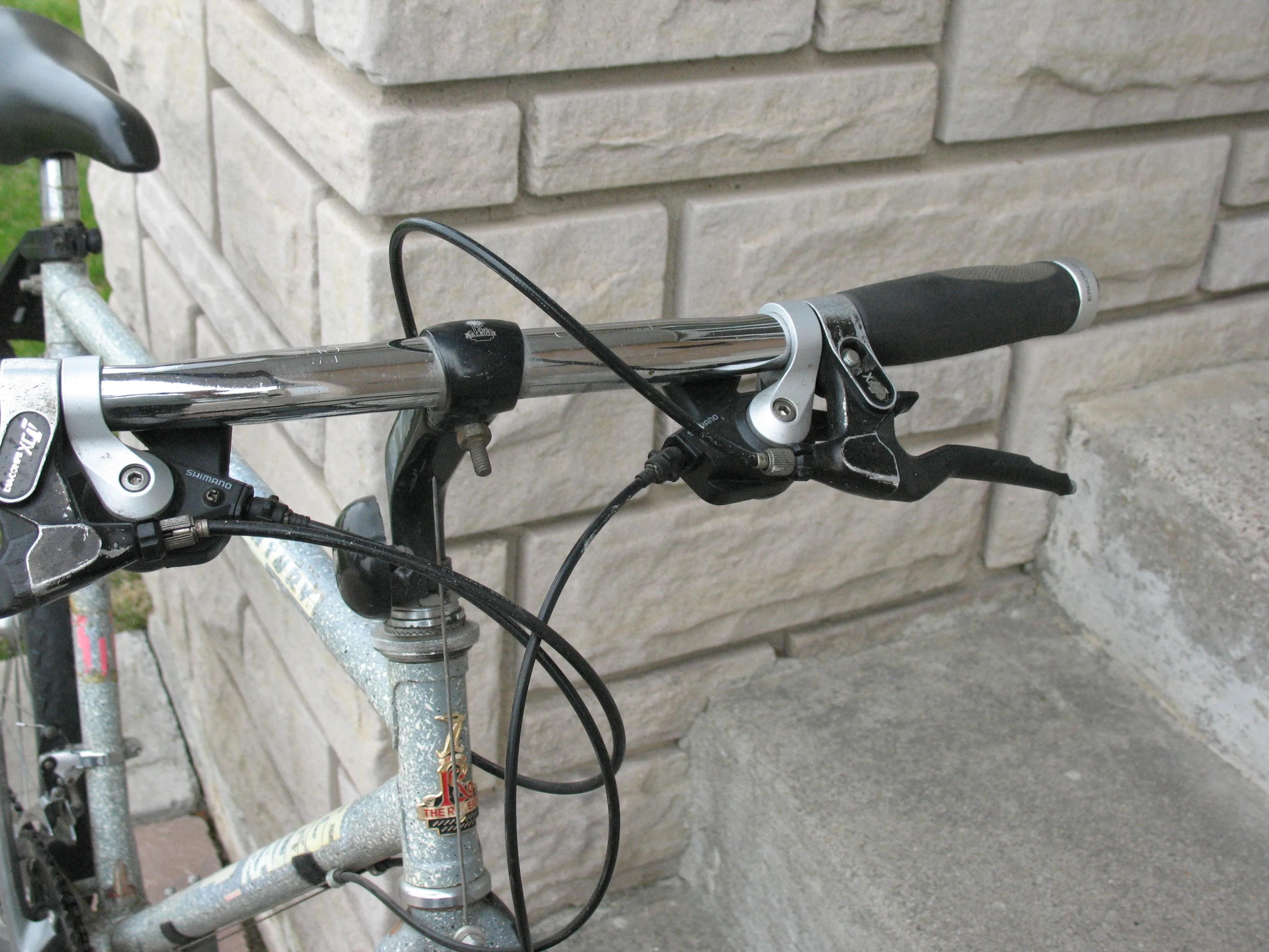 Raleigh Mens Mountain Bicycle image indicator(8)