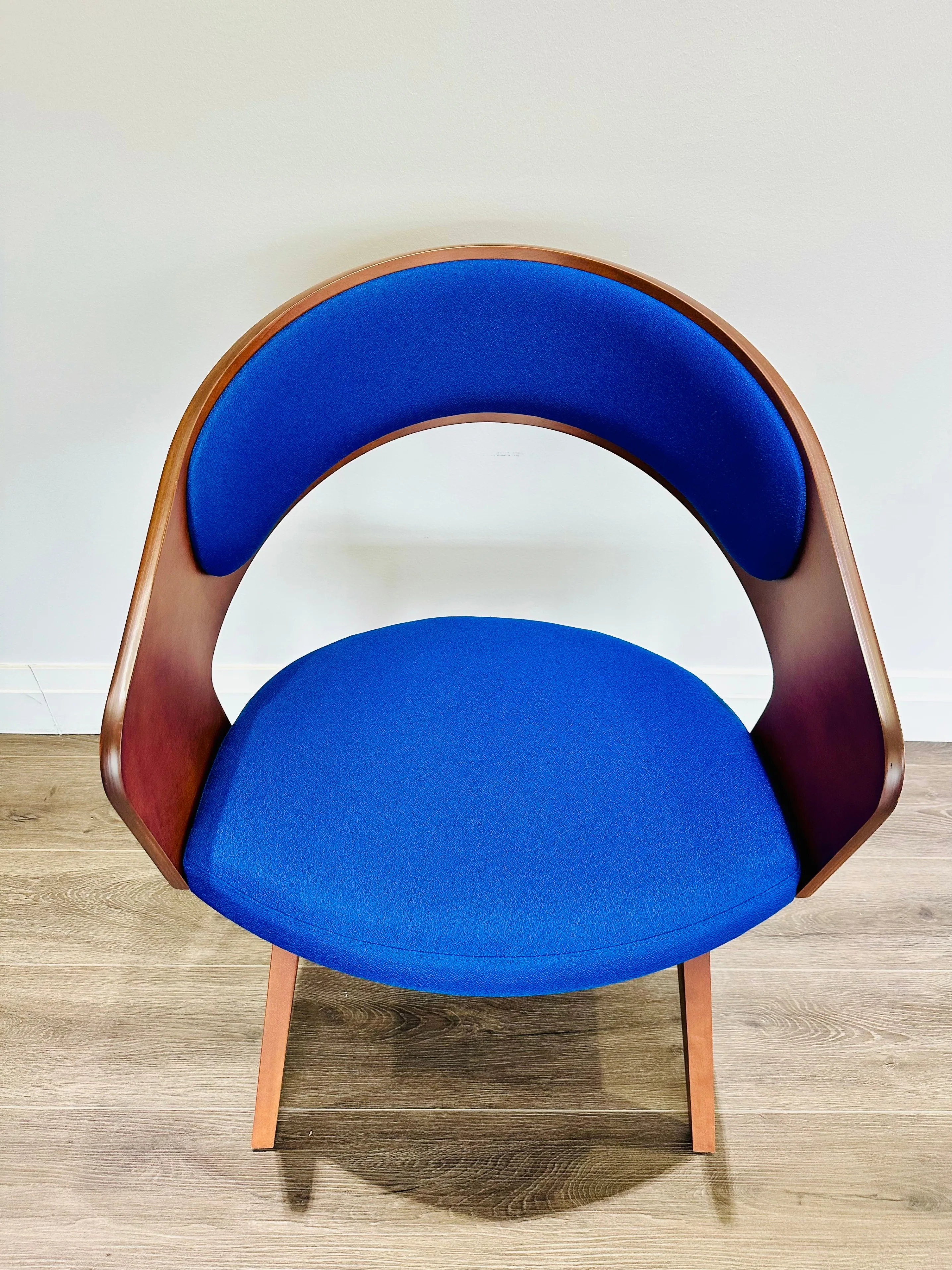 Quality Conference Table with 8 chairs image indicator(3)