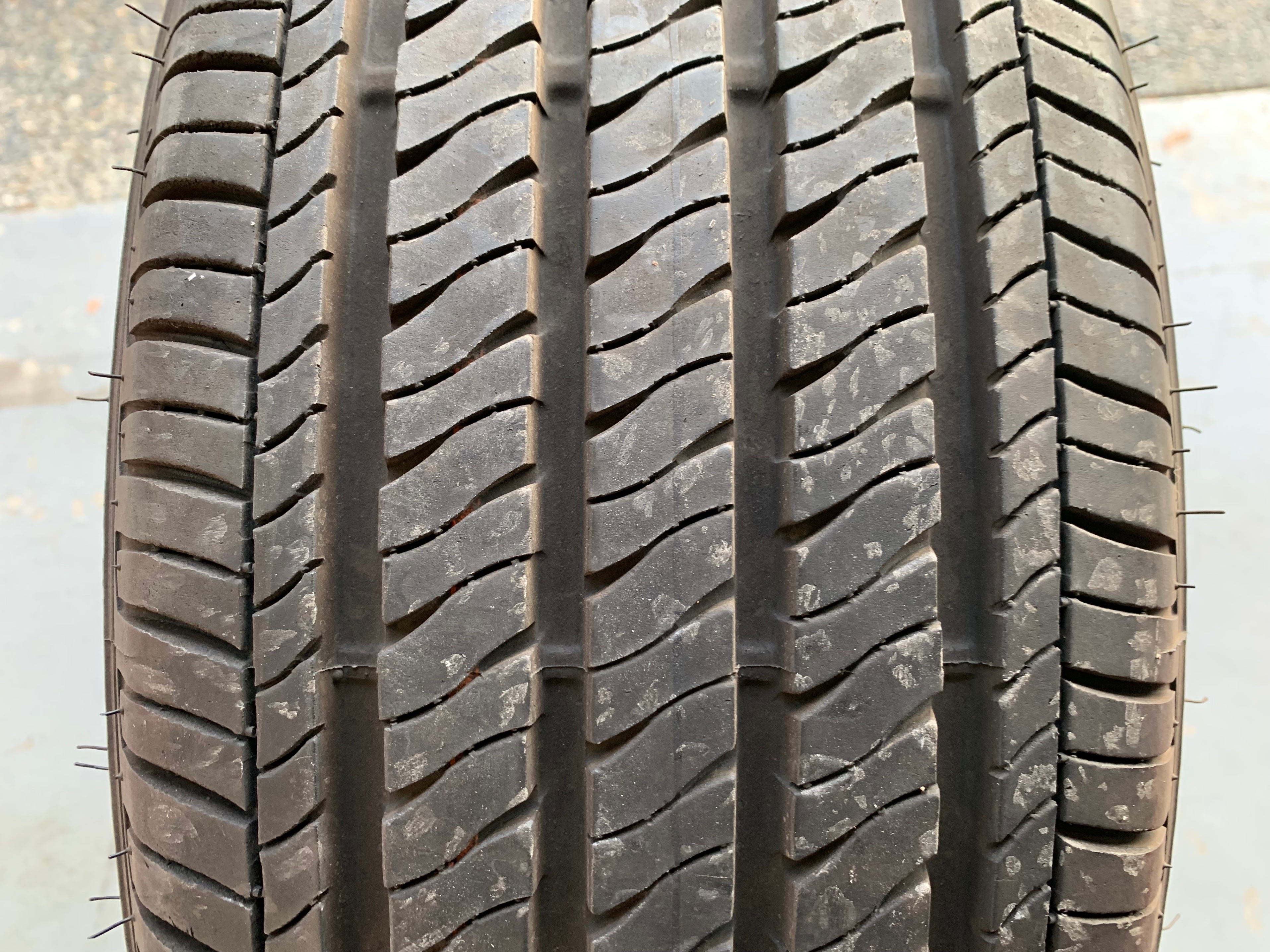 1 x single 215/55/16 93H M+S Firestone FT140 with 95% tread - photo 2