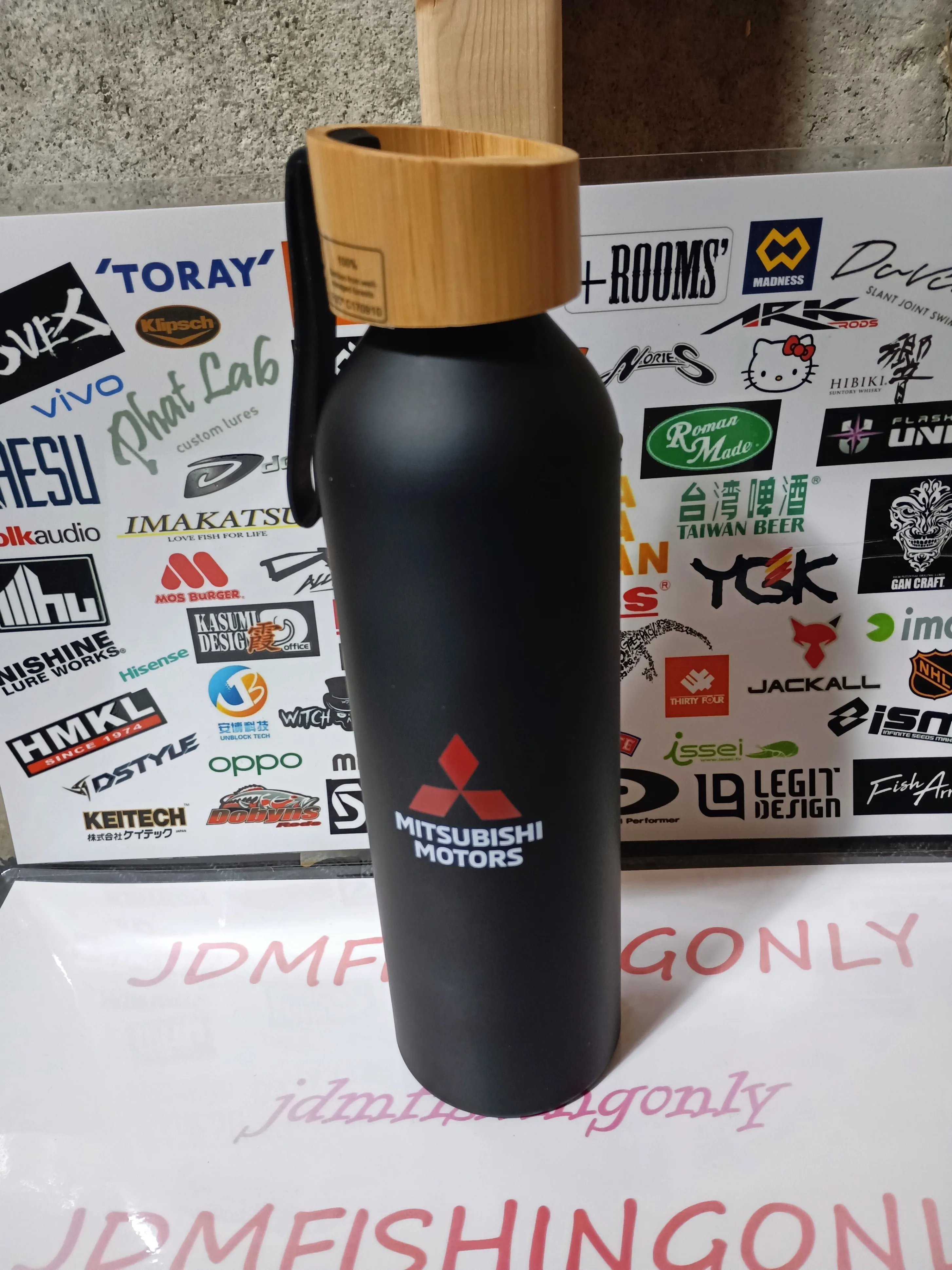 BRAND NEW Mitsubishi Motors Stainless Steel 0.4L Bottle Flask thumbnail