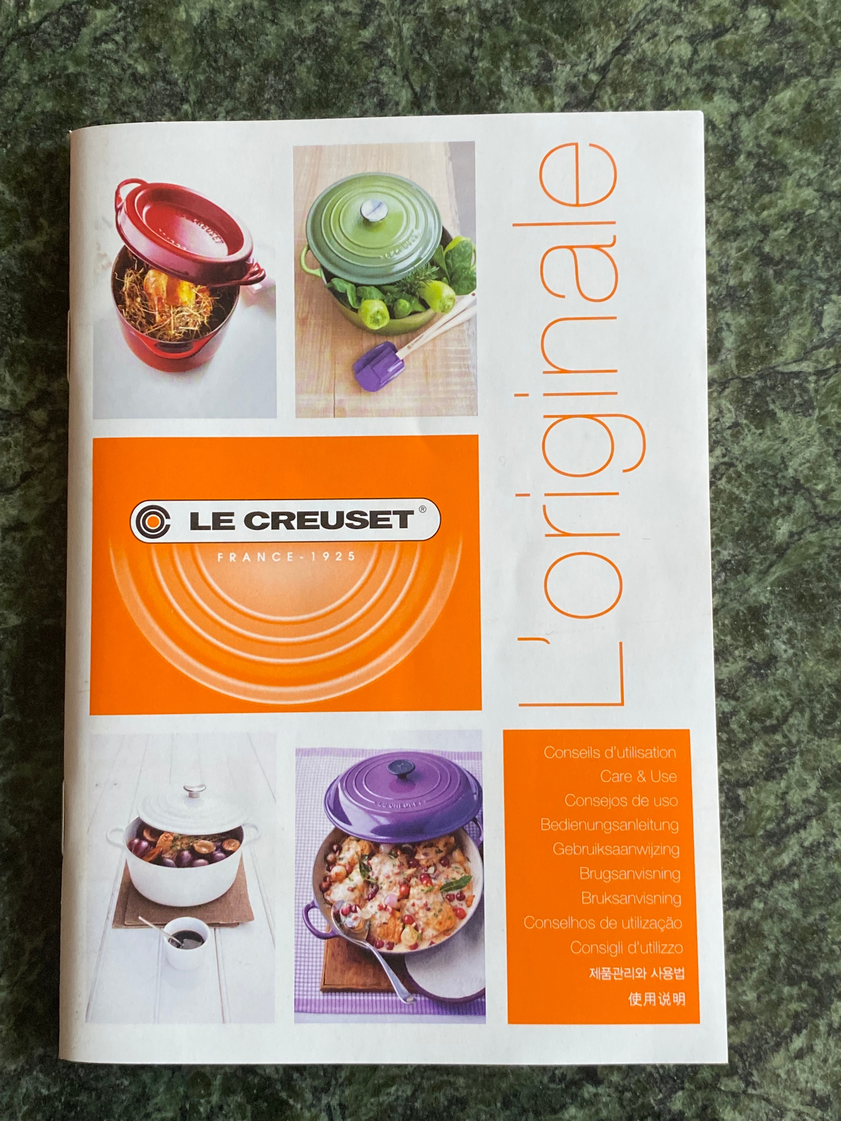 le Creuset Round Dutch Oven - photo 3