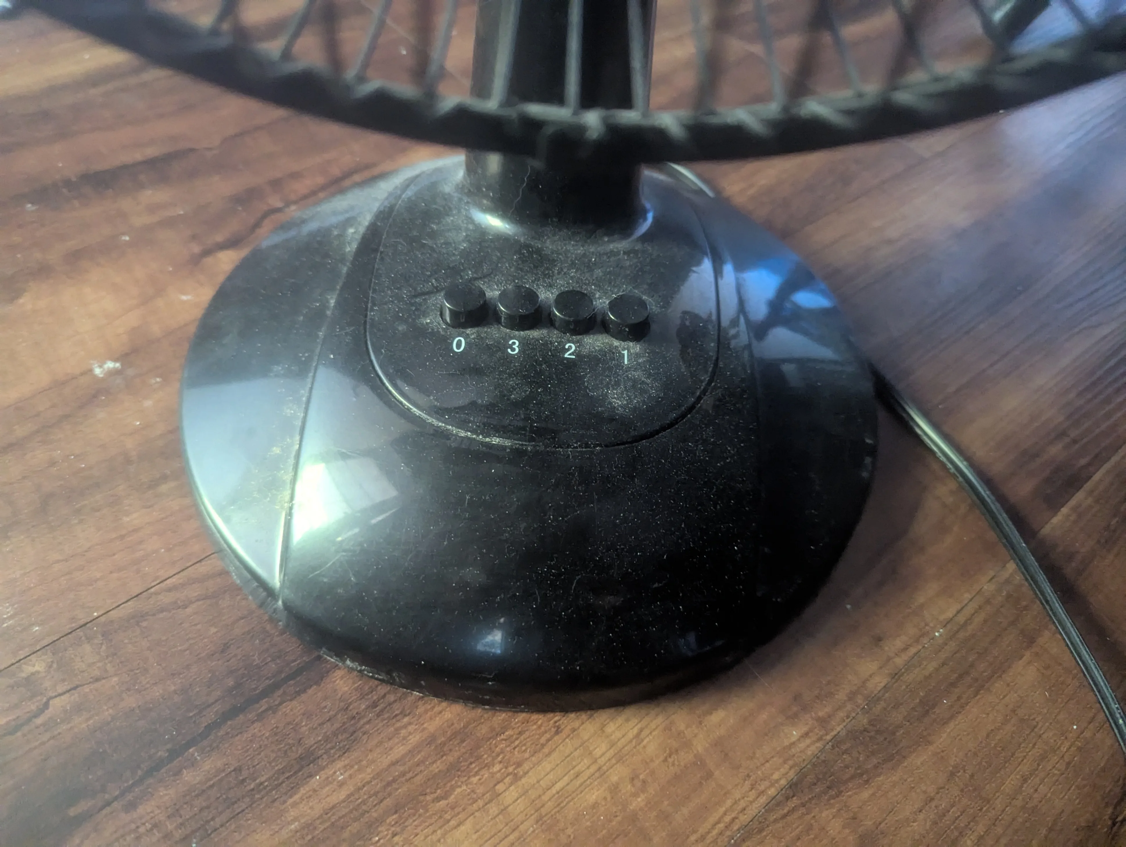 Black Desk FAN image indicator(2)