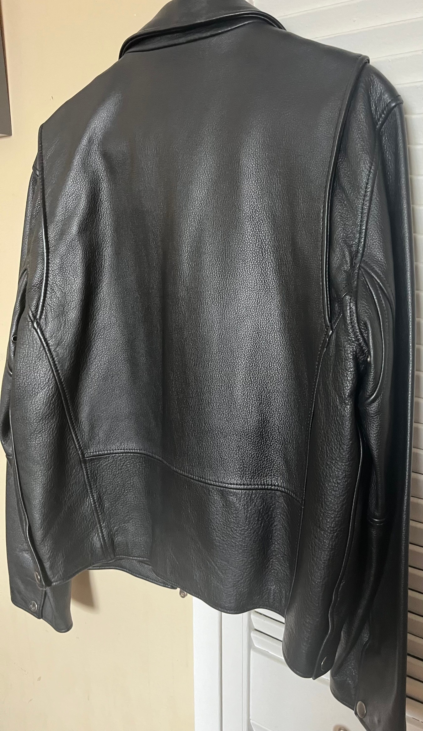 USED Danier Men’s Black Leather Jacket (Sold As-Is) - photo 4