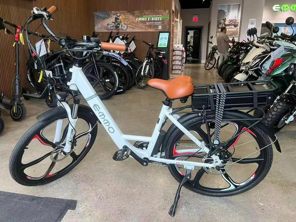 BRAND NEW EMMO VGO Pro 2.0 - White | Over 50% OFF!!! thumbnail