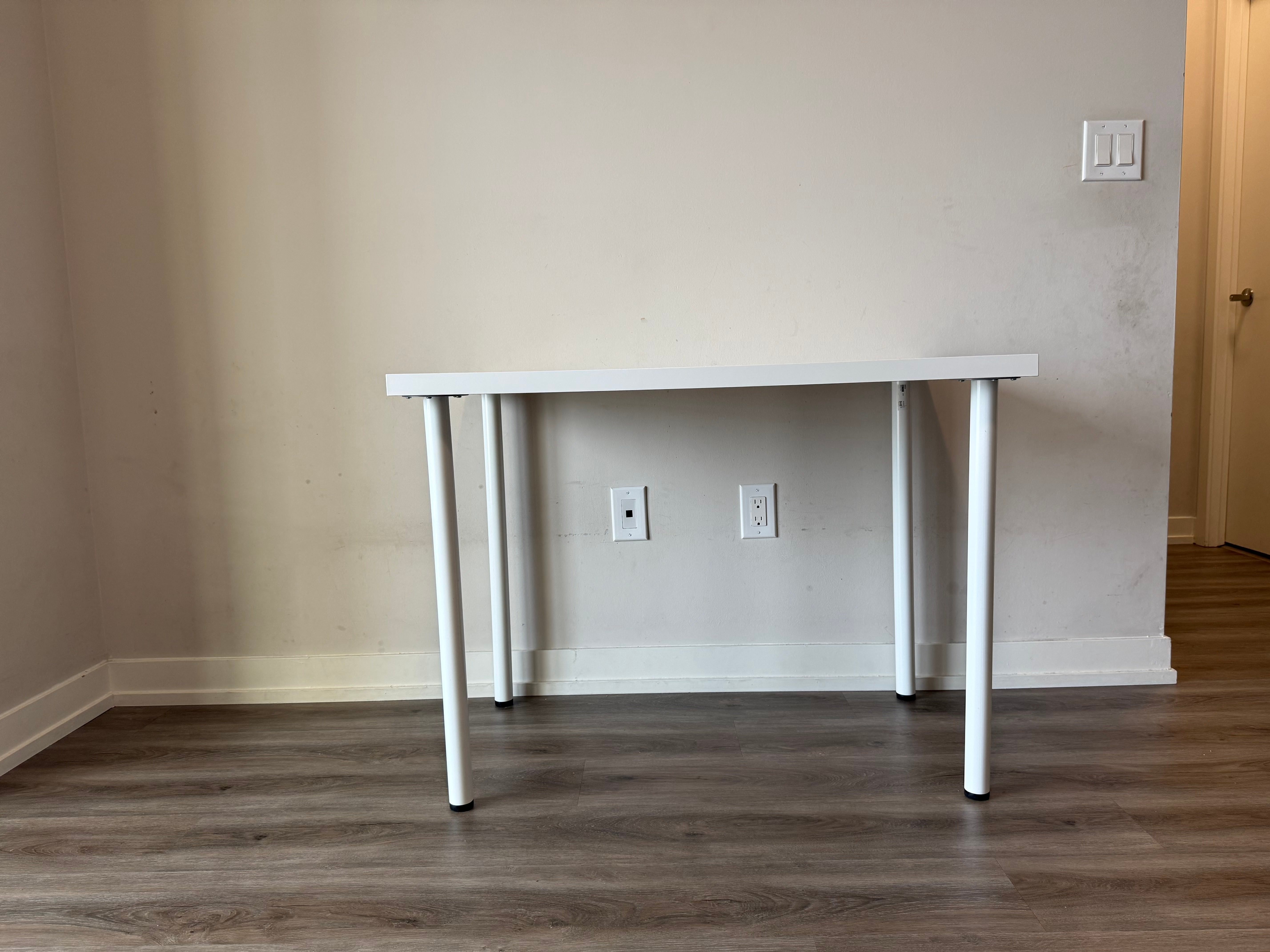 IKEA LINNMON/ADILS Desk Table - White - Excellent Condition - photo 2