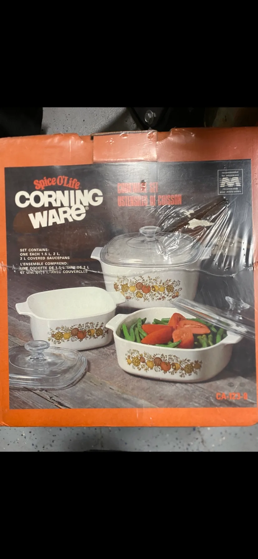 Corning Ware NEW still in the sealed box ! thumbnail