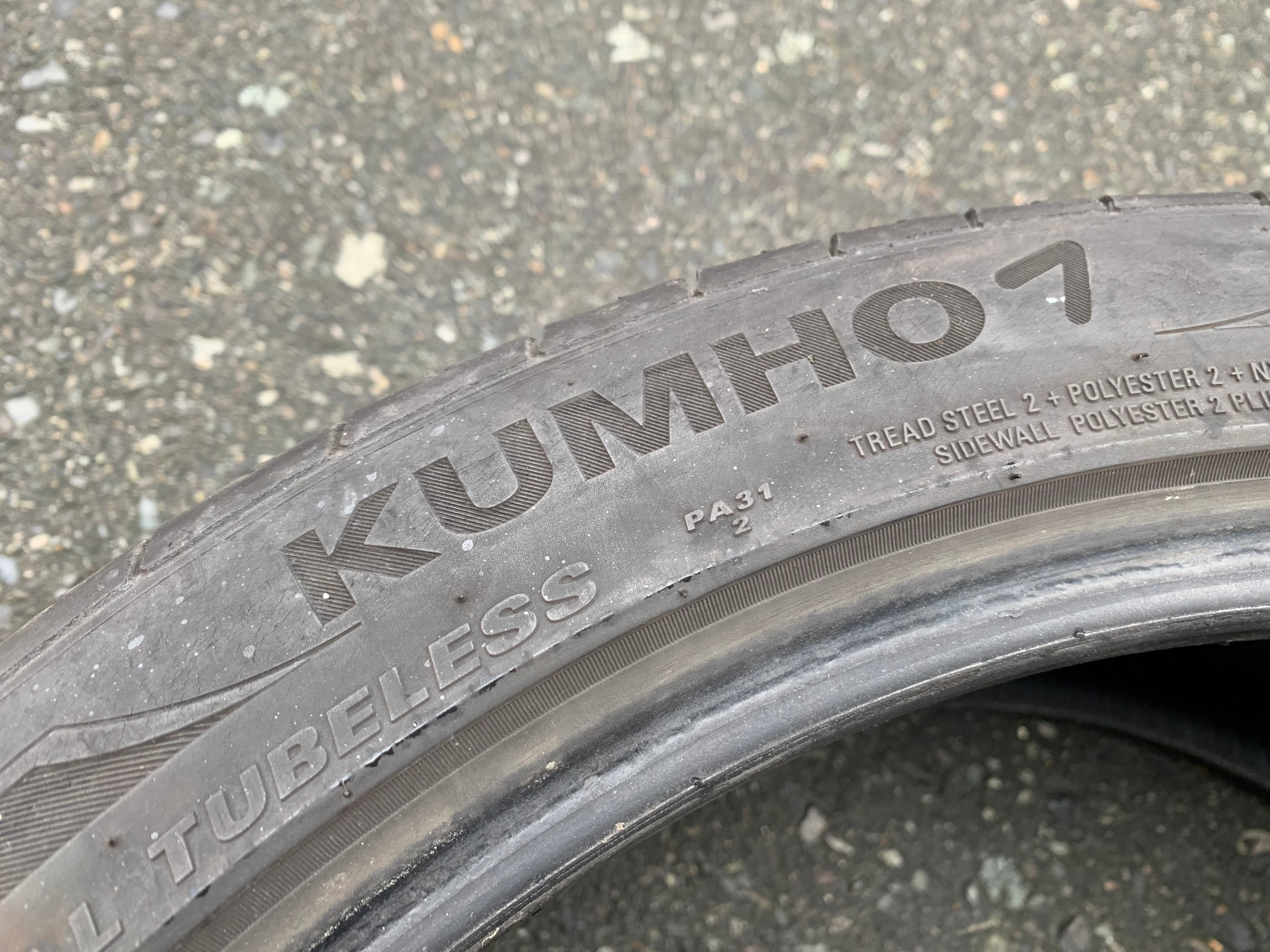 1 x single 235/40/18 95V M+S Kumho ecsta PA31 with 80% tread - photo 5