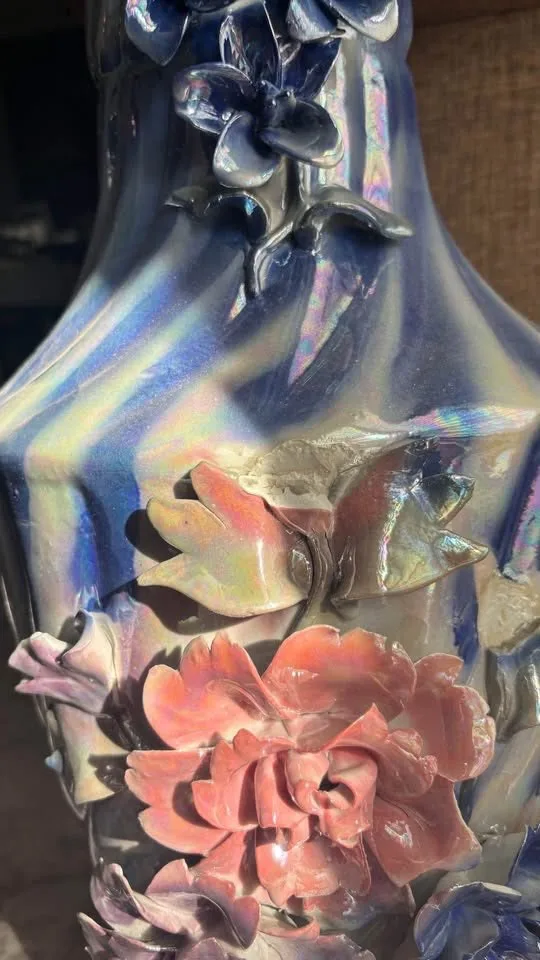 Large antique vintage vase image indicator(2)