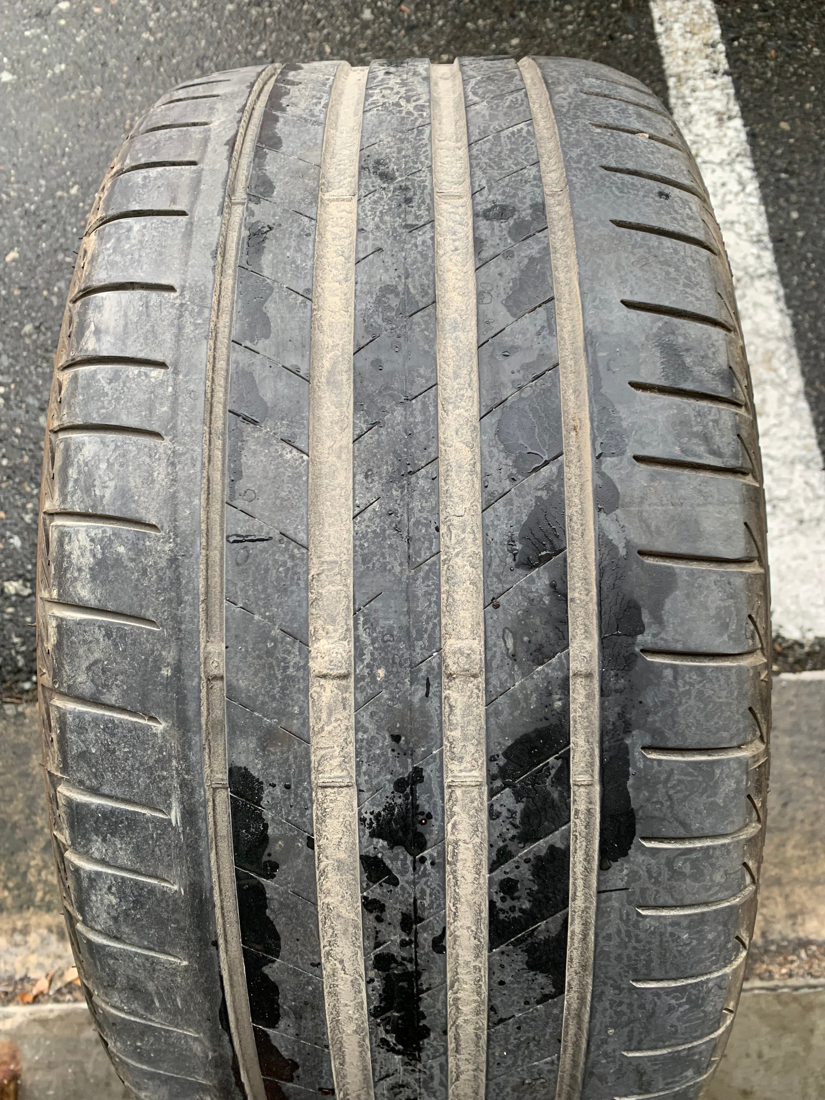 1 x single 255/30/20 Bridgestone Turanza T005 RFT with 60% tread