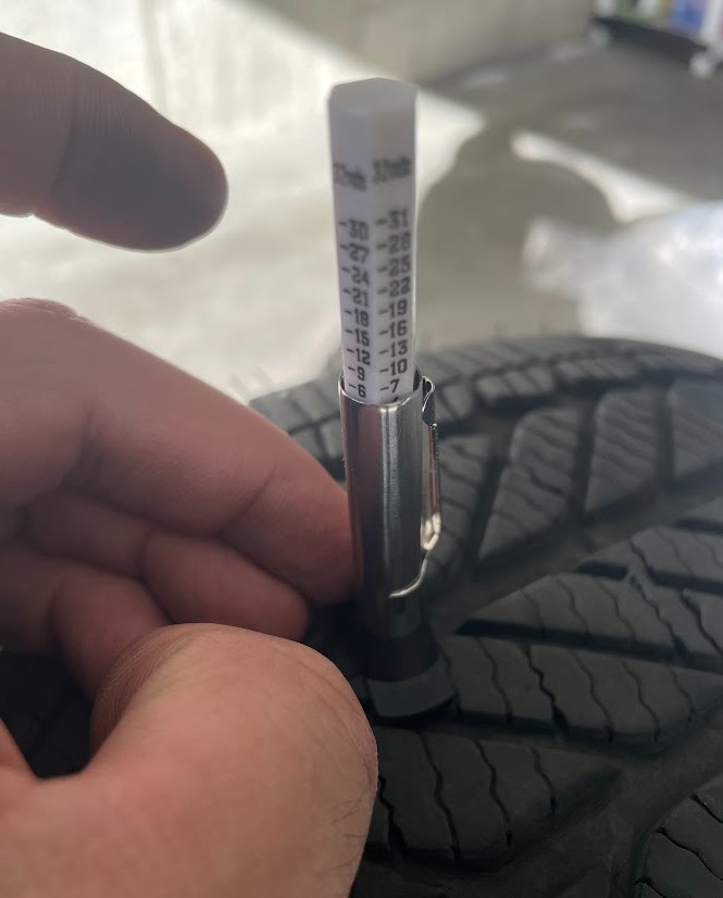 3 Bridgestone Weatherpeak All-Weather Tires – 225/55R18 98V - photo 5