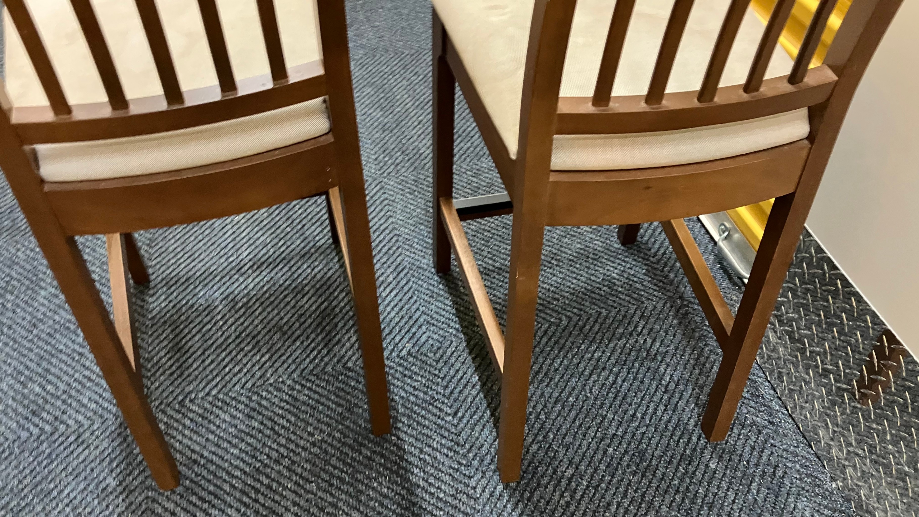 Bar stool chairs - photo 4
