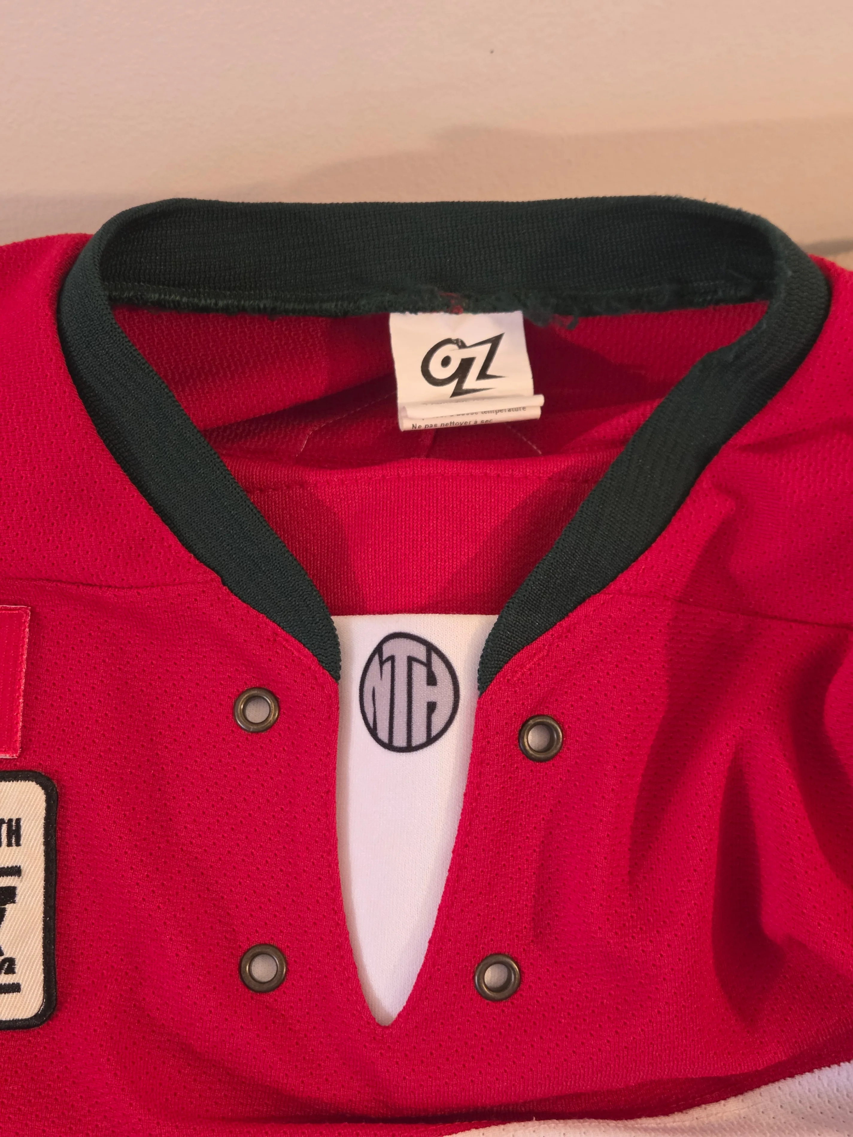 North Toronto Hockey Jersey XS – Made in Canada image indicator(4)