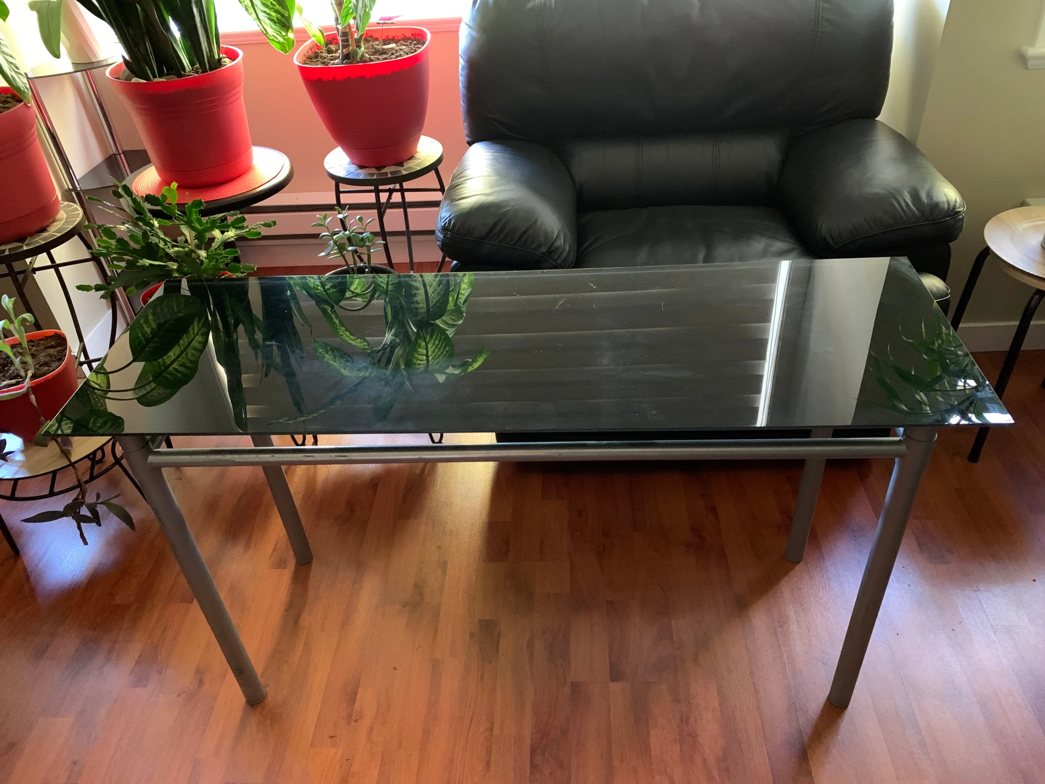 Glass top table image indicator(2)