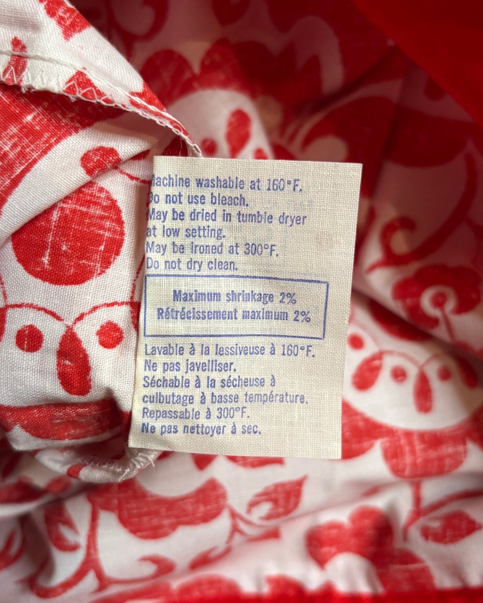 Sears Canada Red Paisley Vintage Queen Size Pillowcases - photo 4