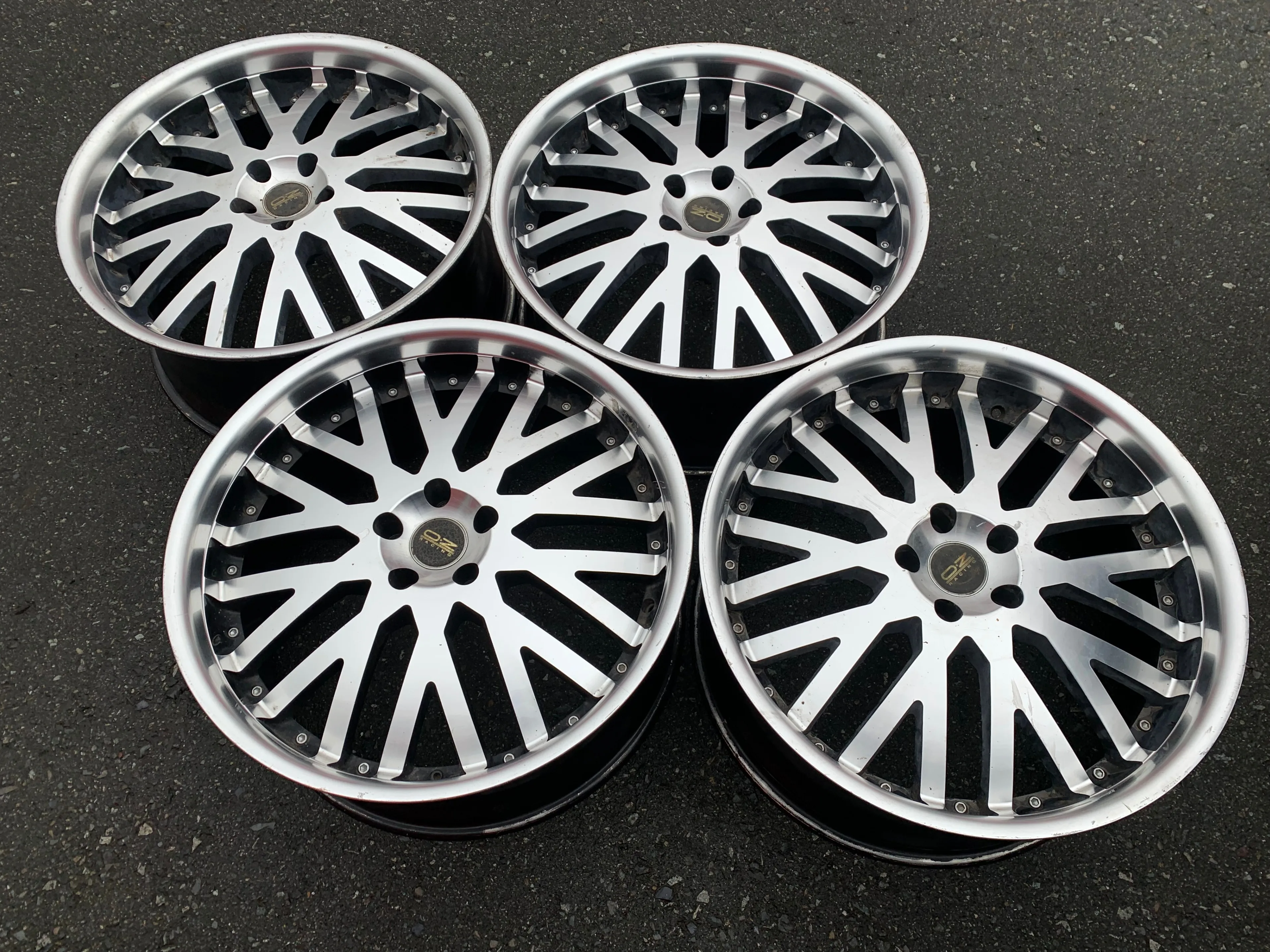 Set of NICE Aftermarket 22" rims Range Rover Honda ridgeline thumbnail