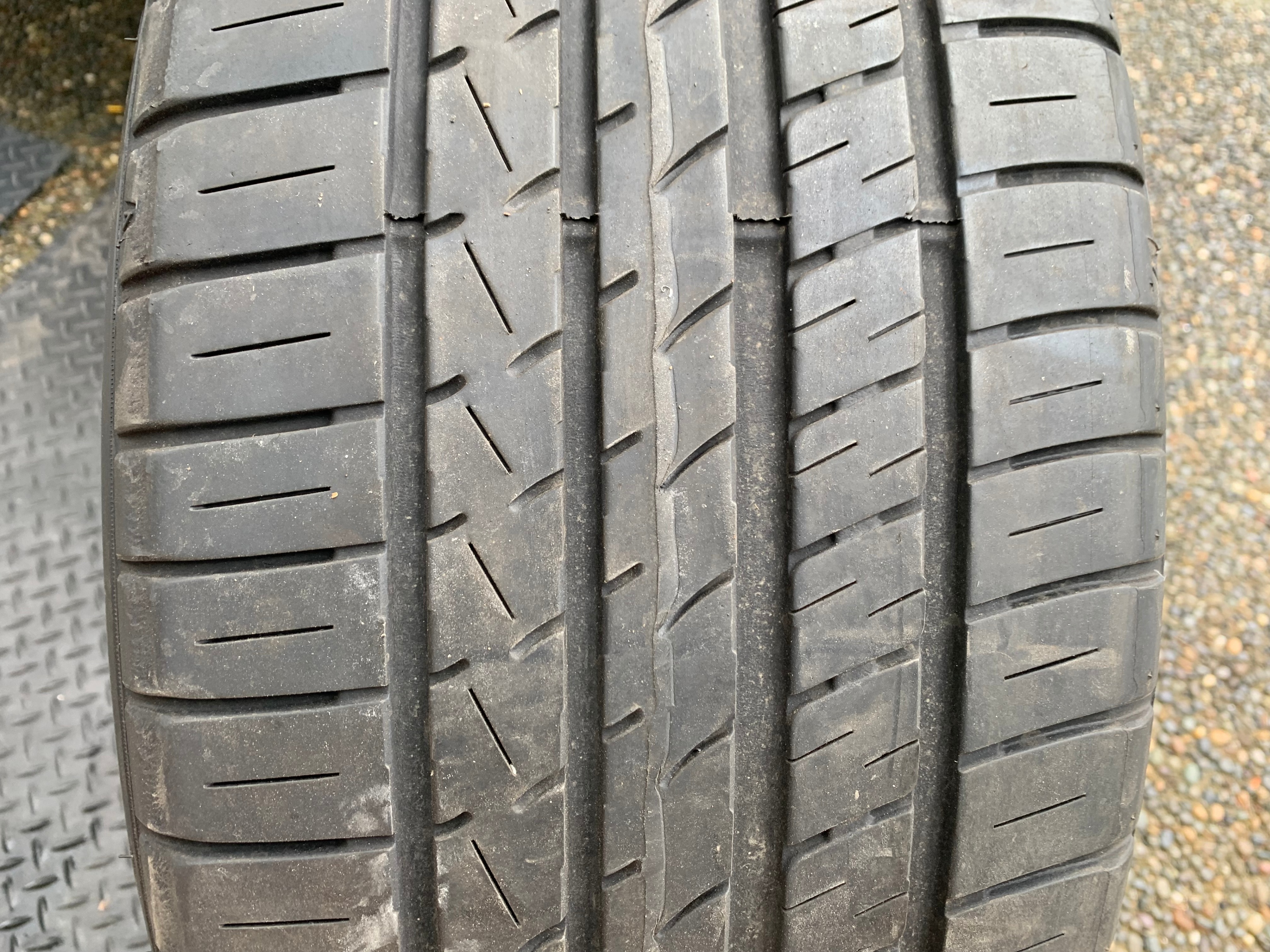 Pair of 235/40/18 95Y M+S Falken Pro G5 Sport A/S with 60% tread - photo 2