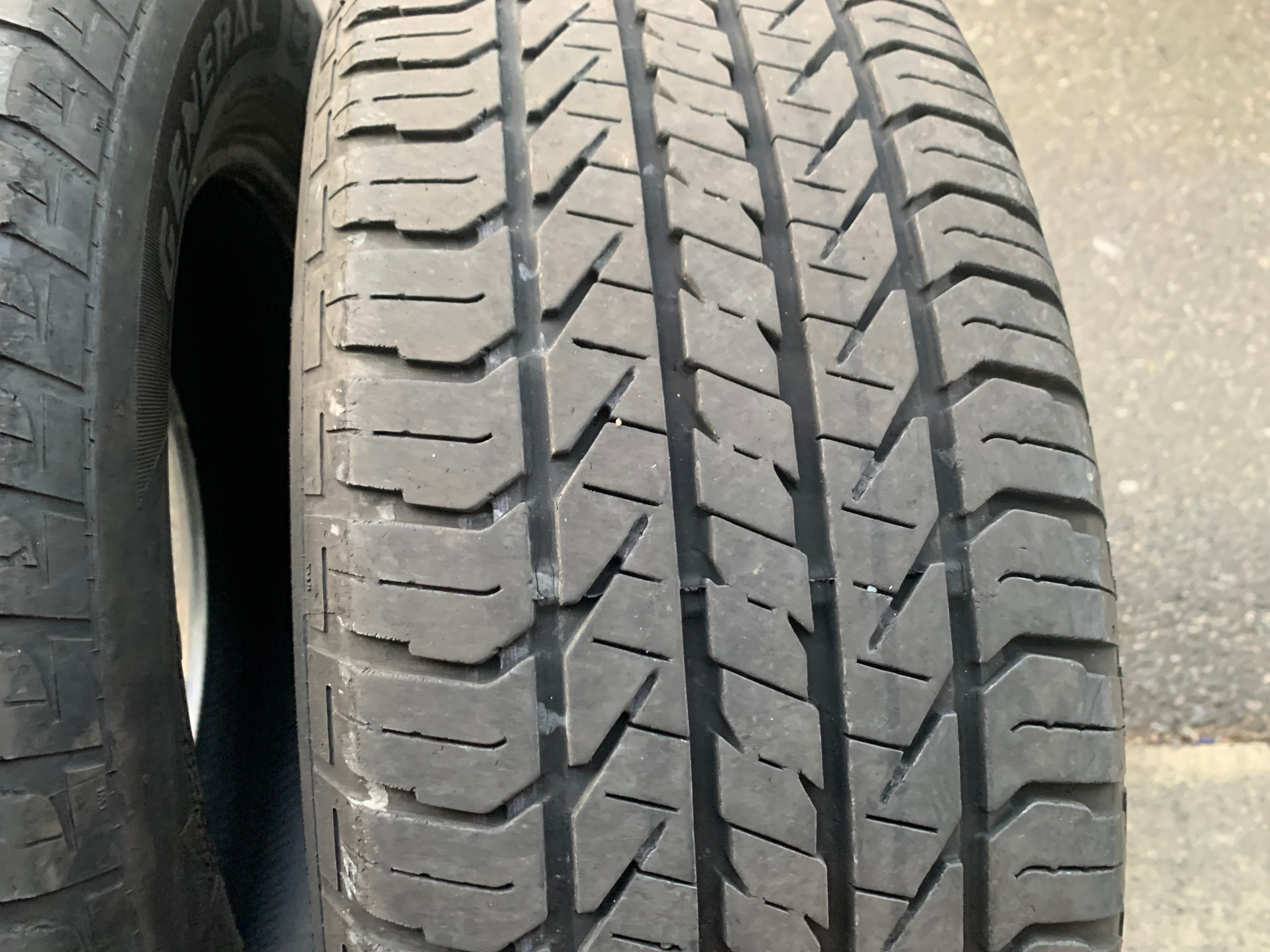 PAIR of 225/65/17 M+S 102H General Evertrek RTX with 50% tread - photo 4