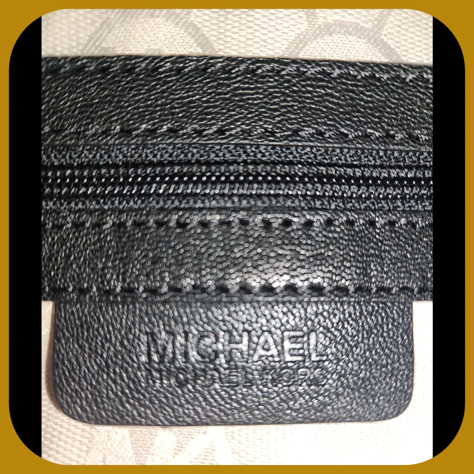 MICHAEL KORS || Black Leather Purse image indicator(6)