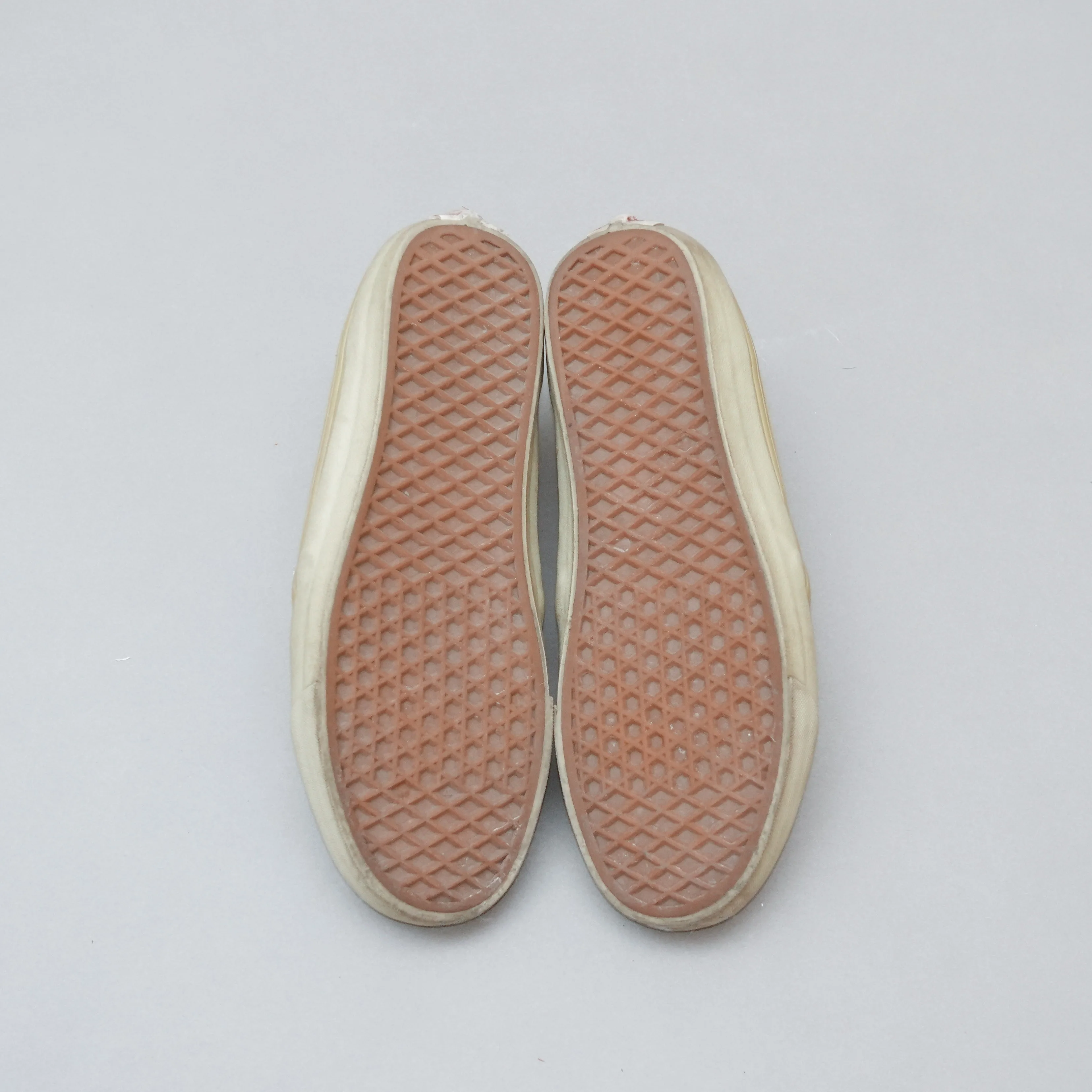 Rare 2013 Vans Vault x WTAPS OG Chukka LX - US 9.5 image indicator(4)