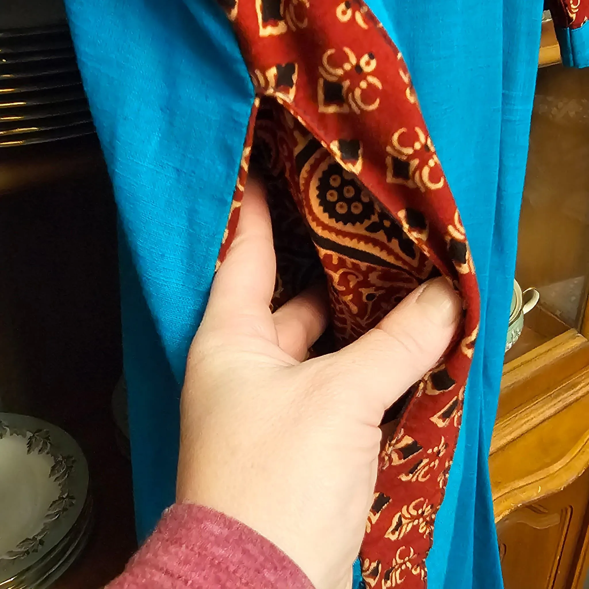 Indian women's Kurta image indicator(3)