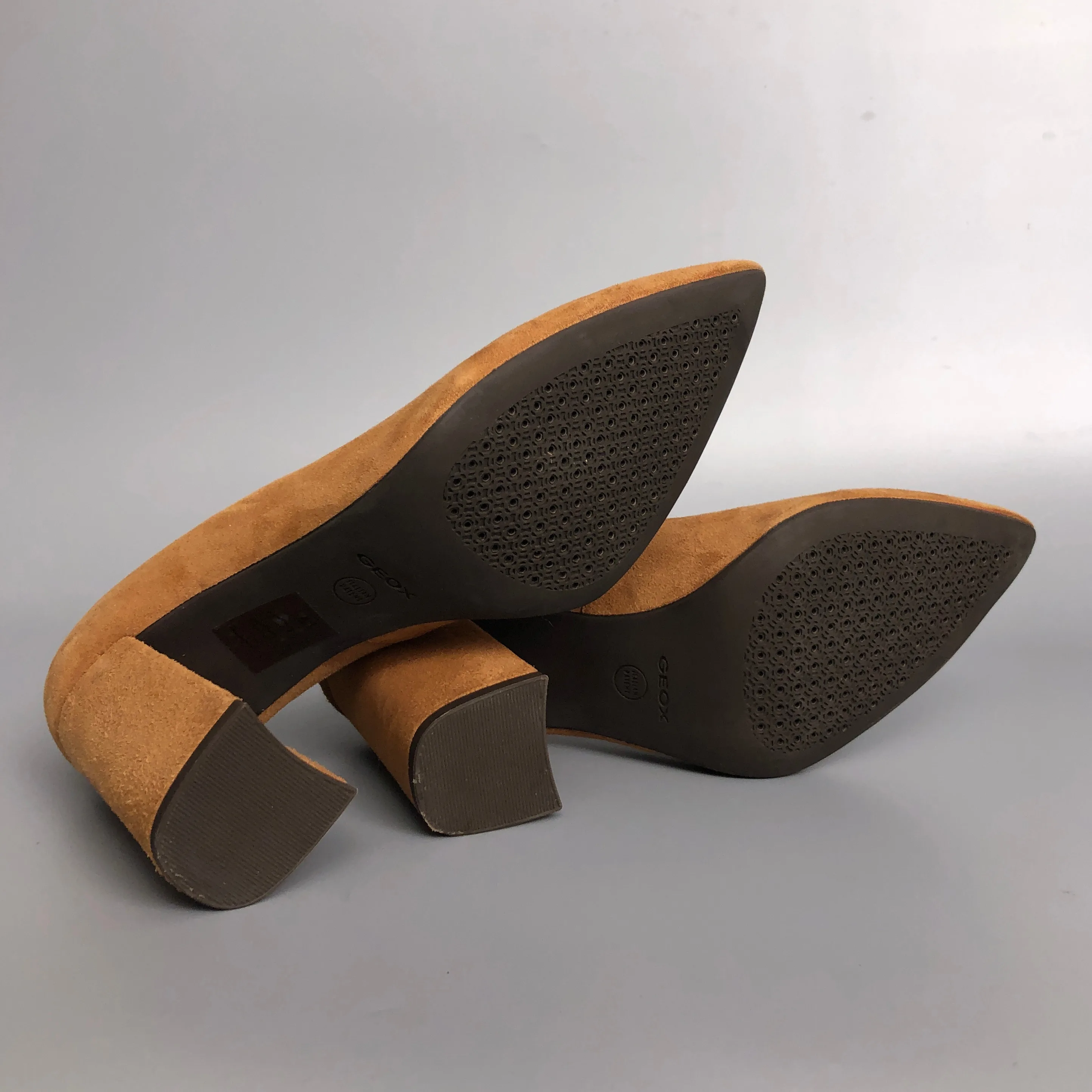 Tan Leather Suede Geox Heels image indicator(6)