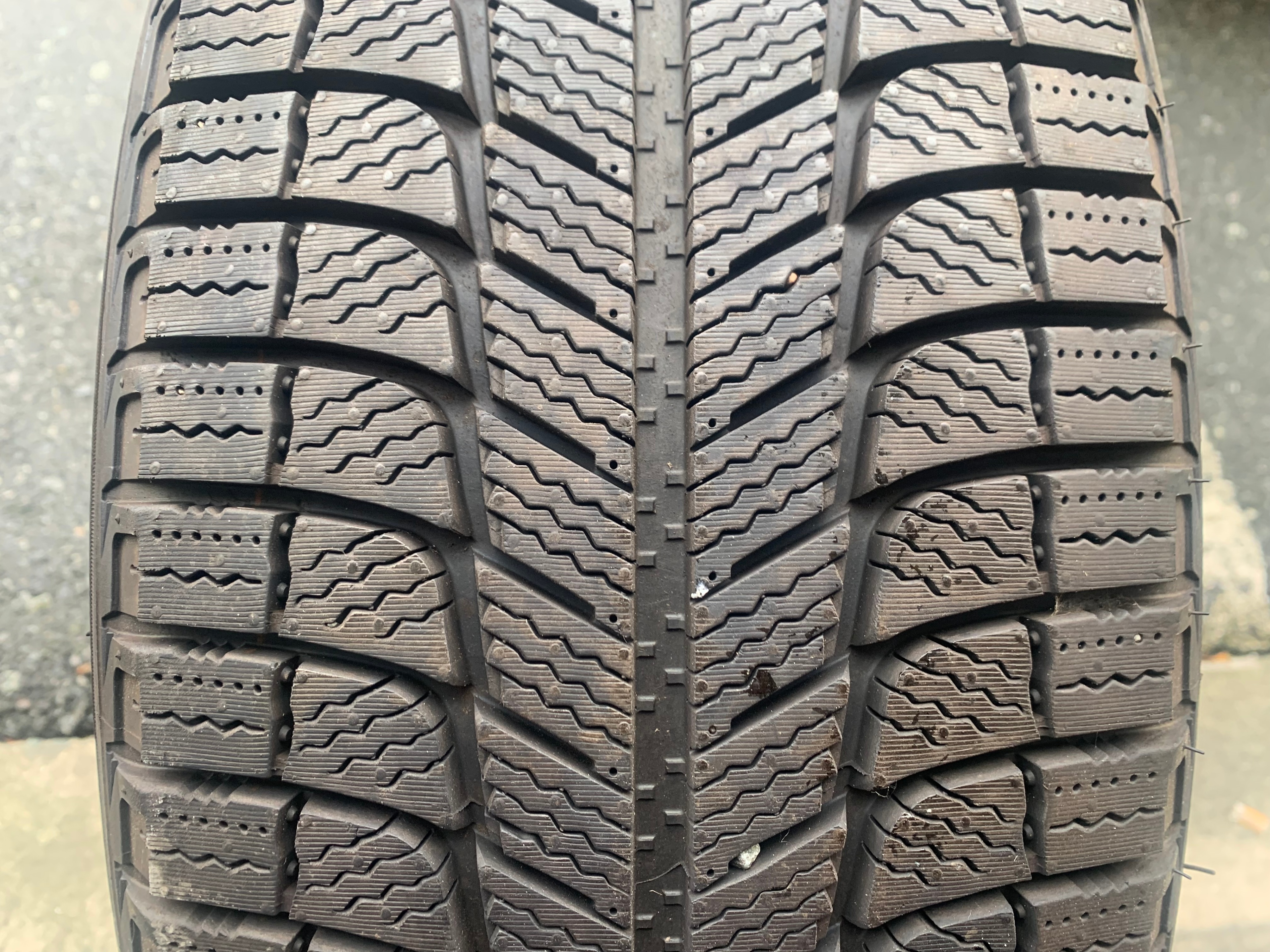 1 X single 225/60/17 99H Michelin X-Ice 3 w 10/32nds Like New - photo 2