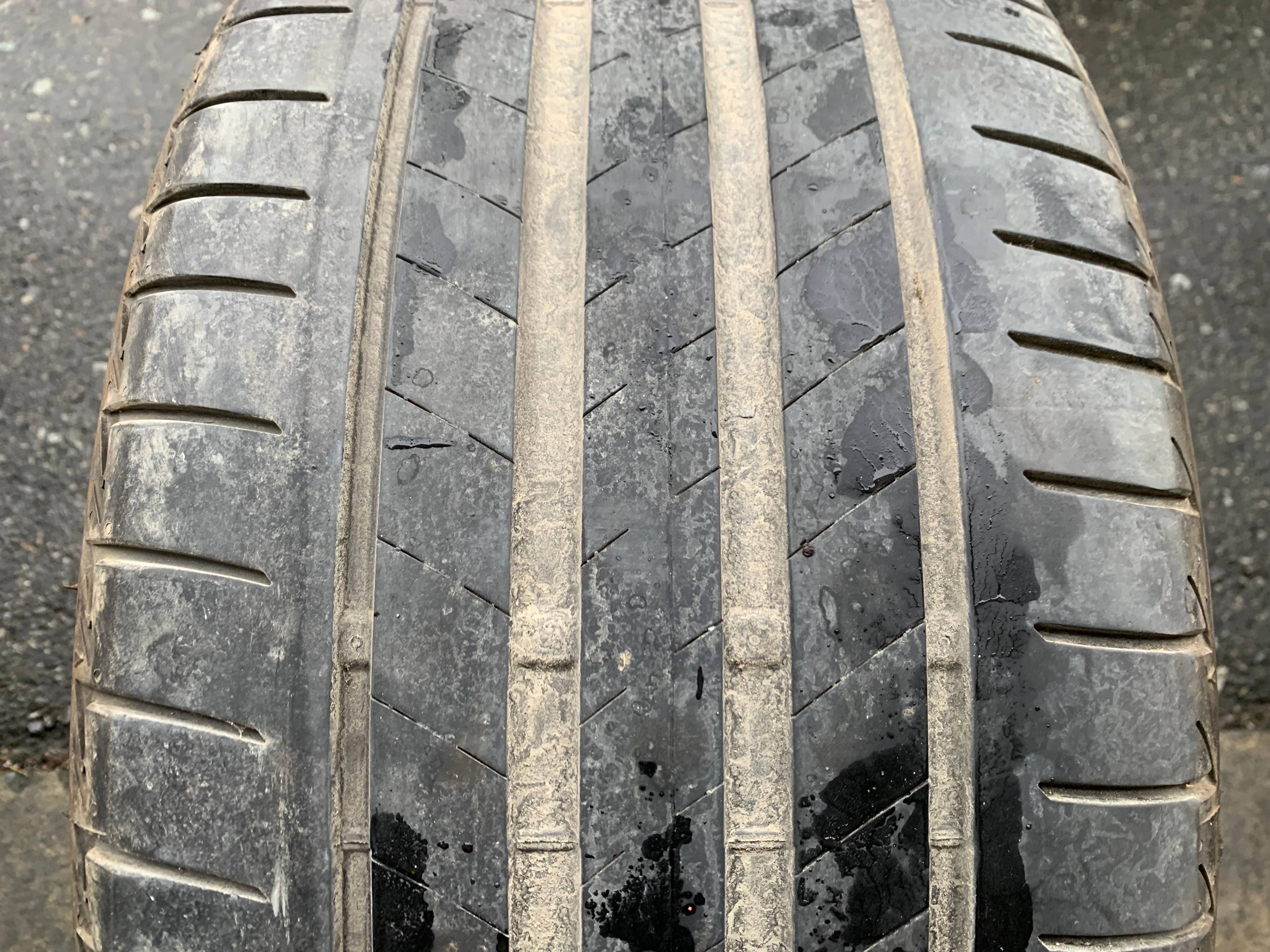 1 x single 255/30/20 Bridgestone Turanza T005 RFT with 60% tread - photo 2