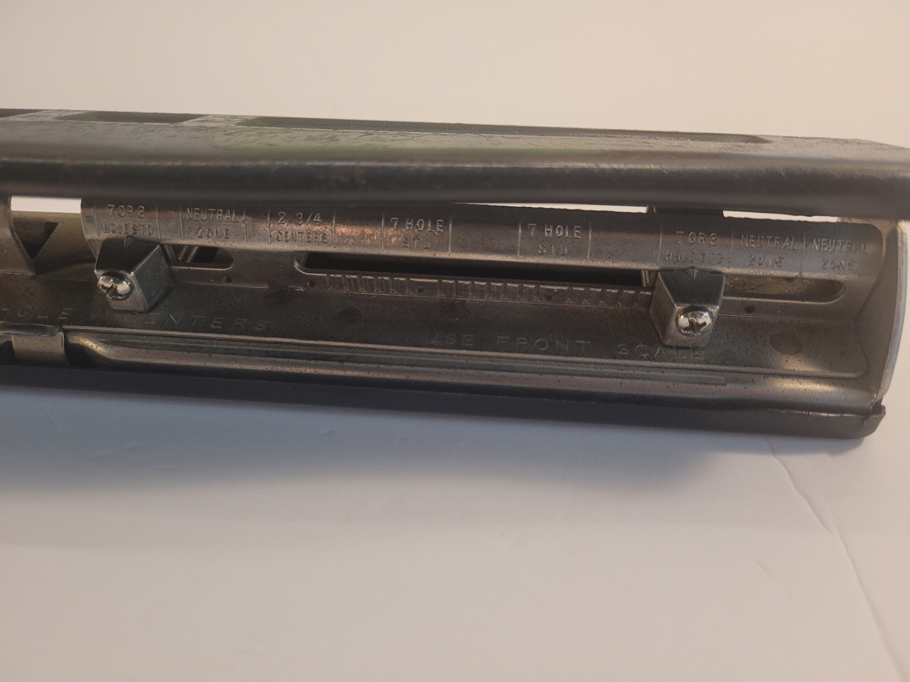 Adjustable Metal Three-Hole Punch - photo 4