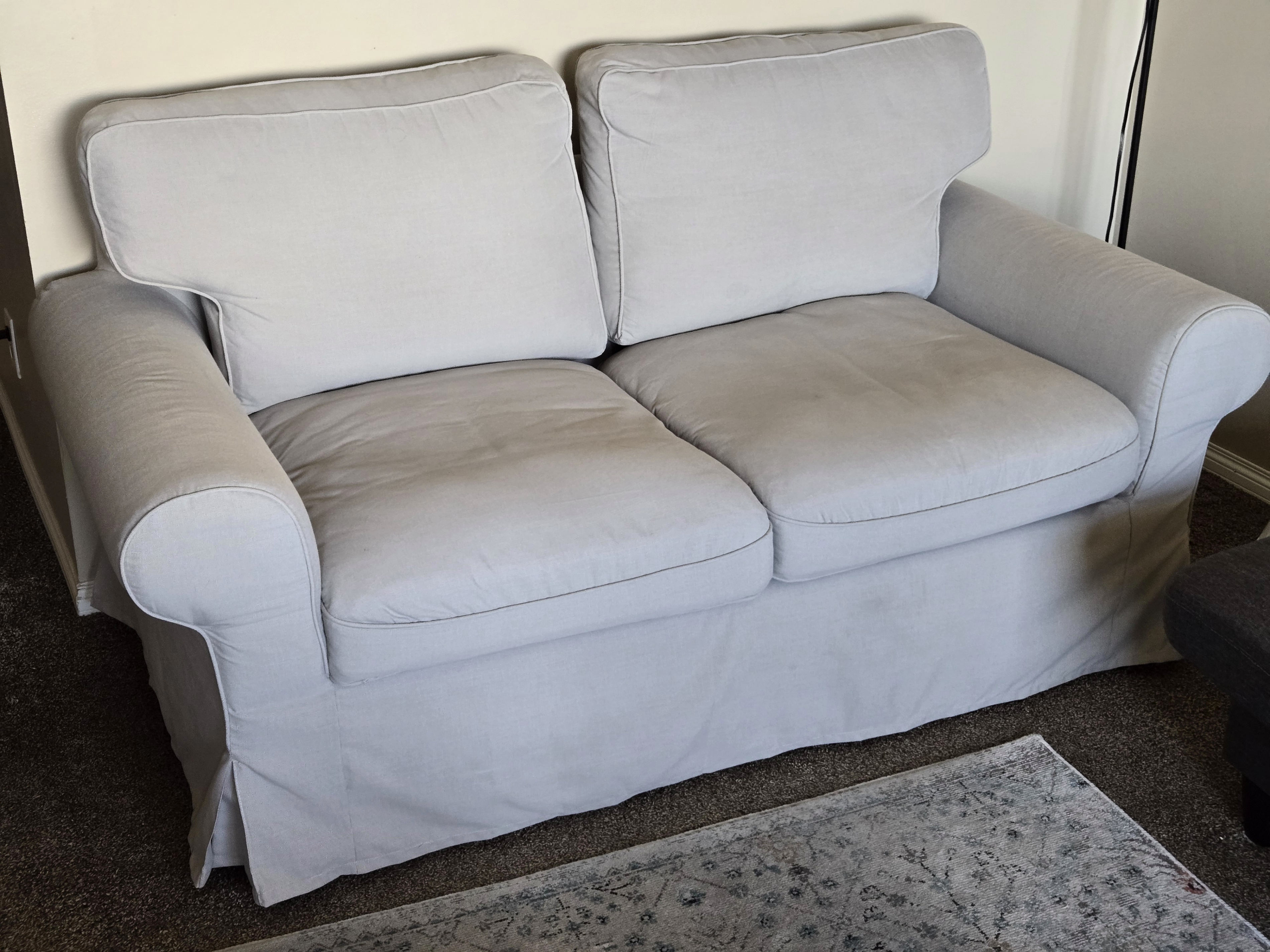IKEA Loveseat – Excellent Condition