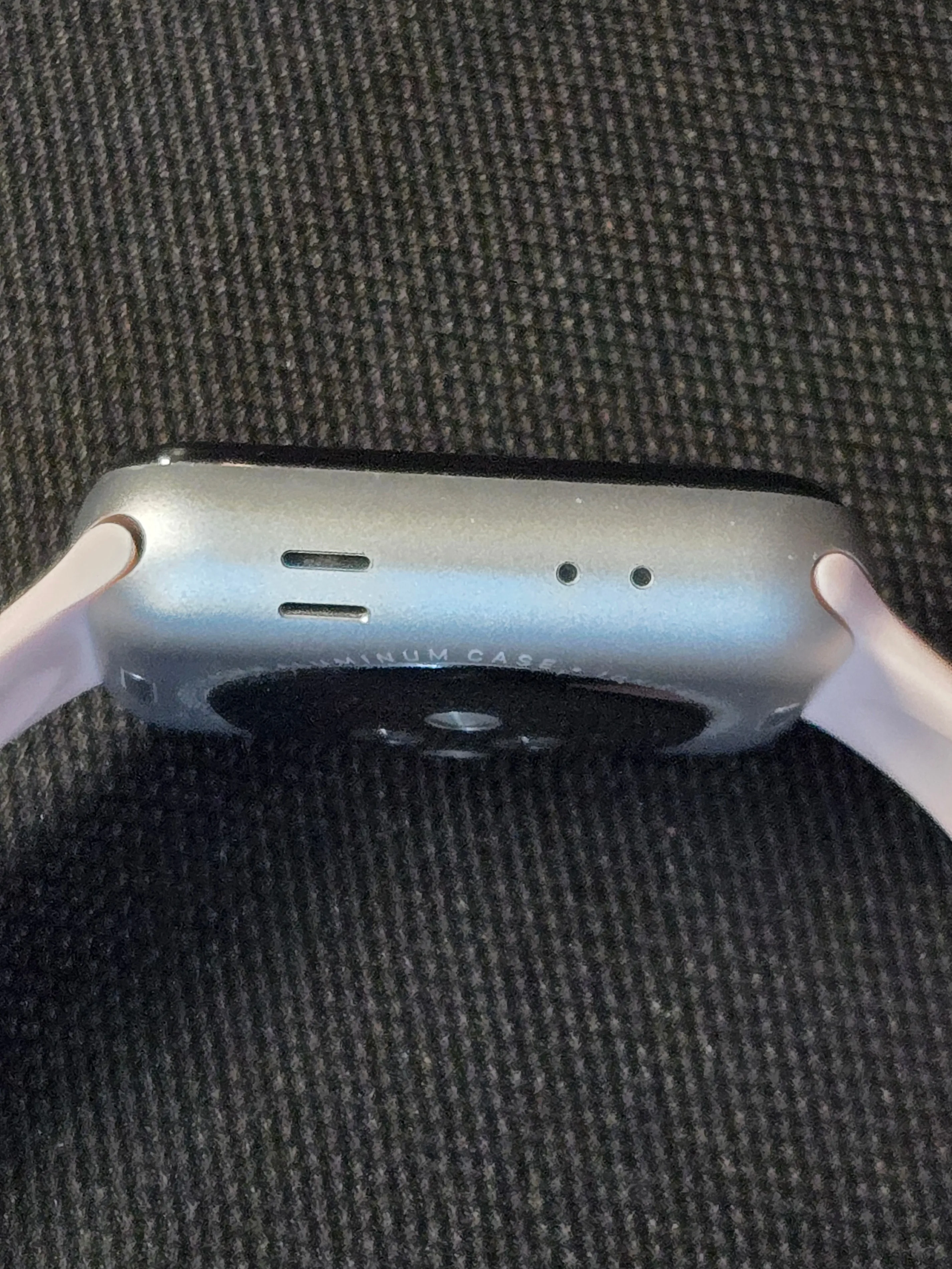 Apple Watch Series 3 (42mm, Aluminum Case, GPS) image indicator(5)