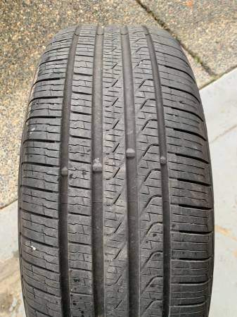 1 X single 225/45/19 M+S Pirelli P7 Cinturato A/S RFT 70% tread