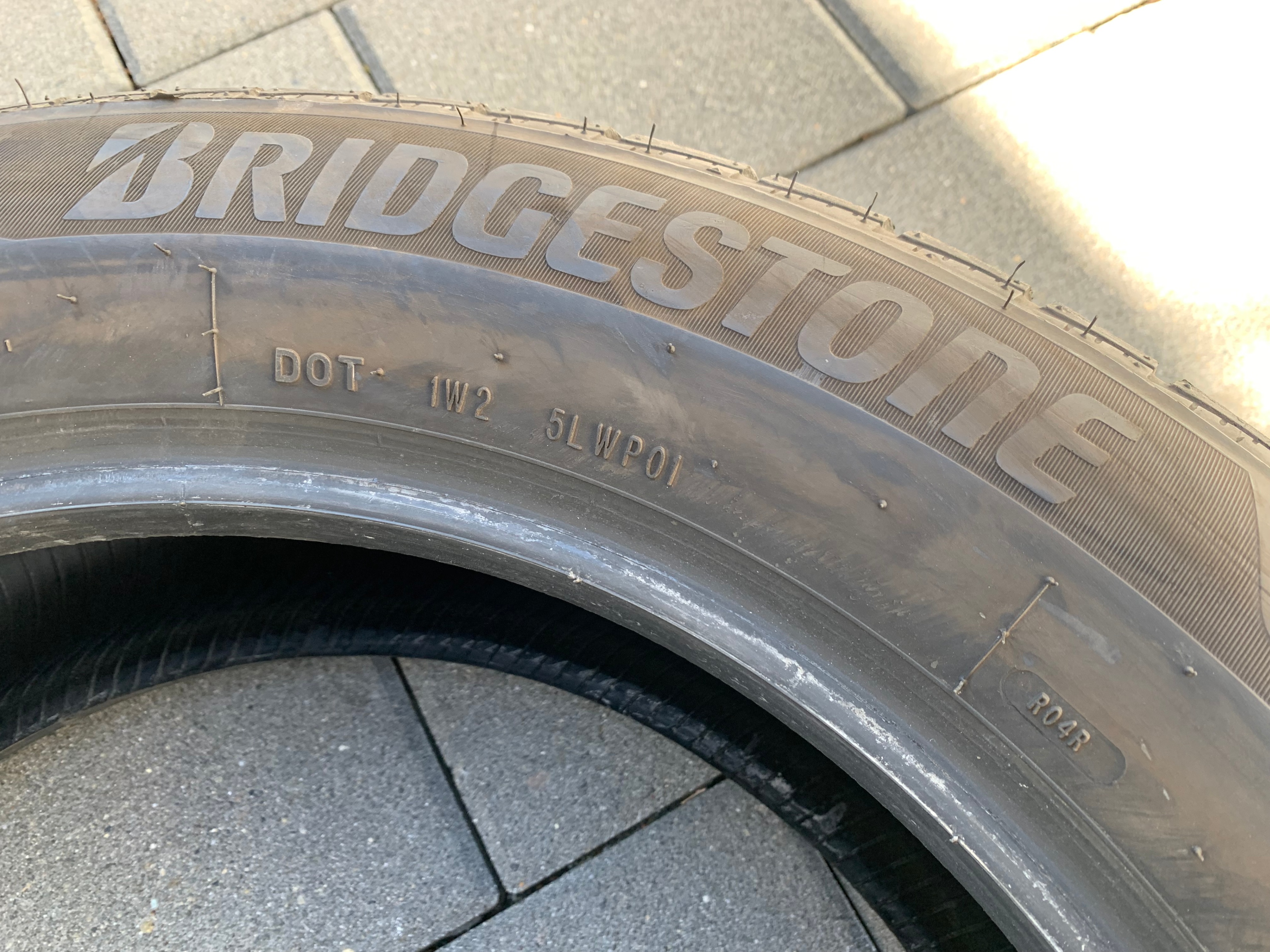 1 x single 225/55/18 98V M+S Bridgestone Weatherpeak 80% tread - photo 5