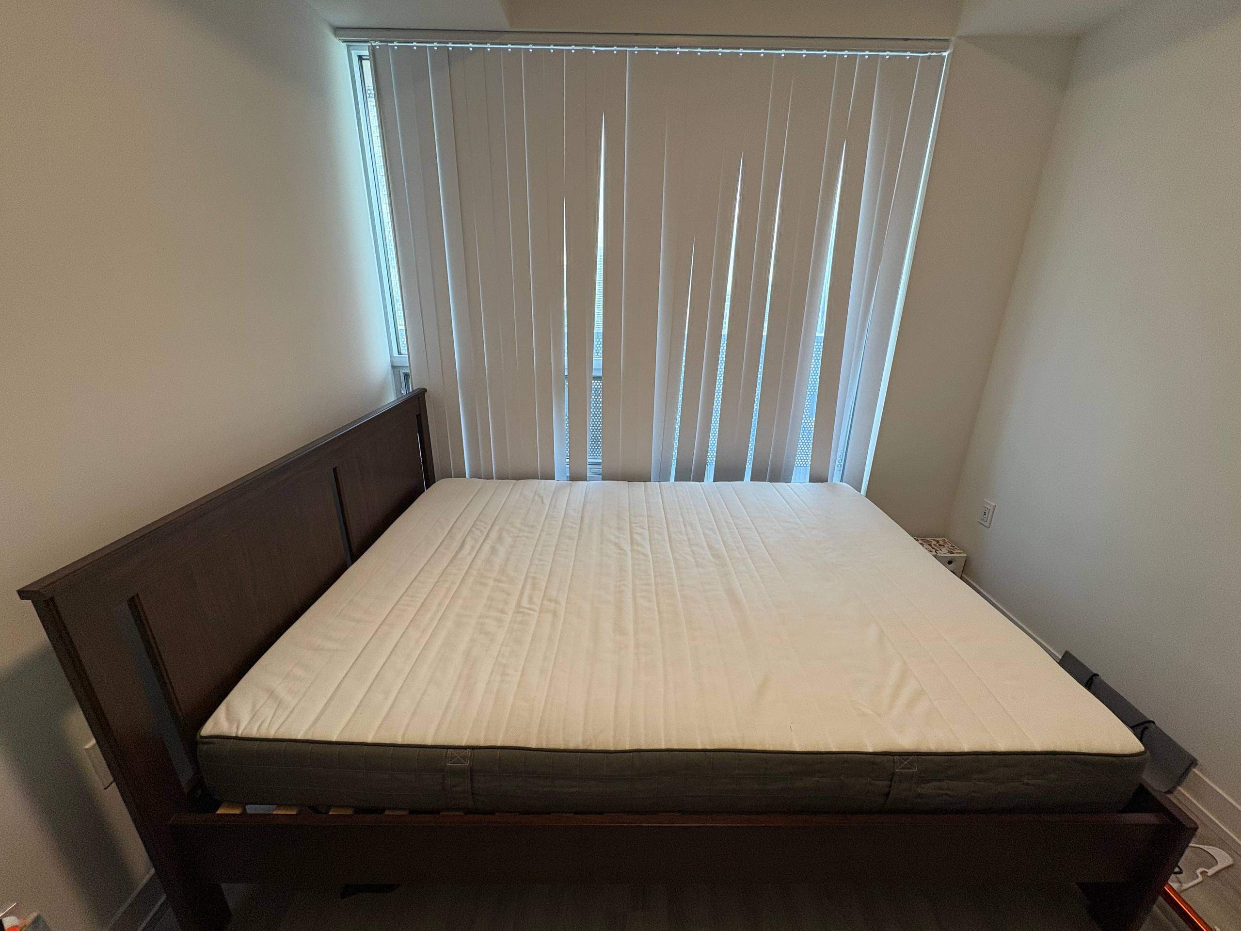 SONGESAND Bed frame + Mattress