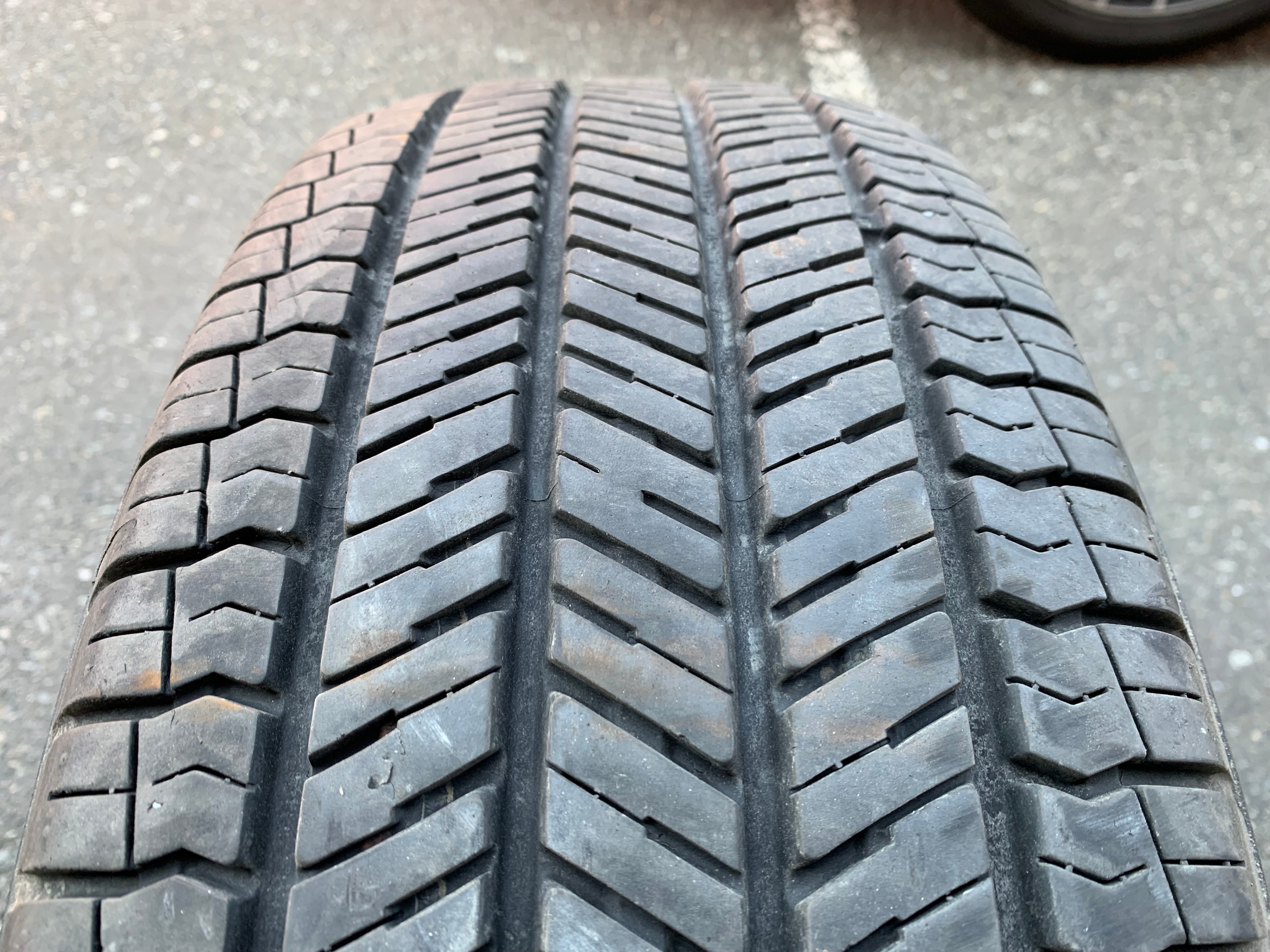 1 x single 225/65/17 M+S Yokohama Geolander G91A with 80% tread - photo 3