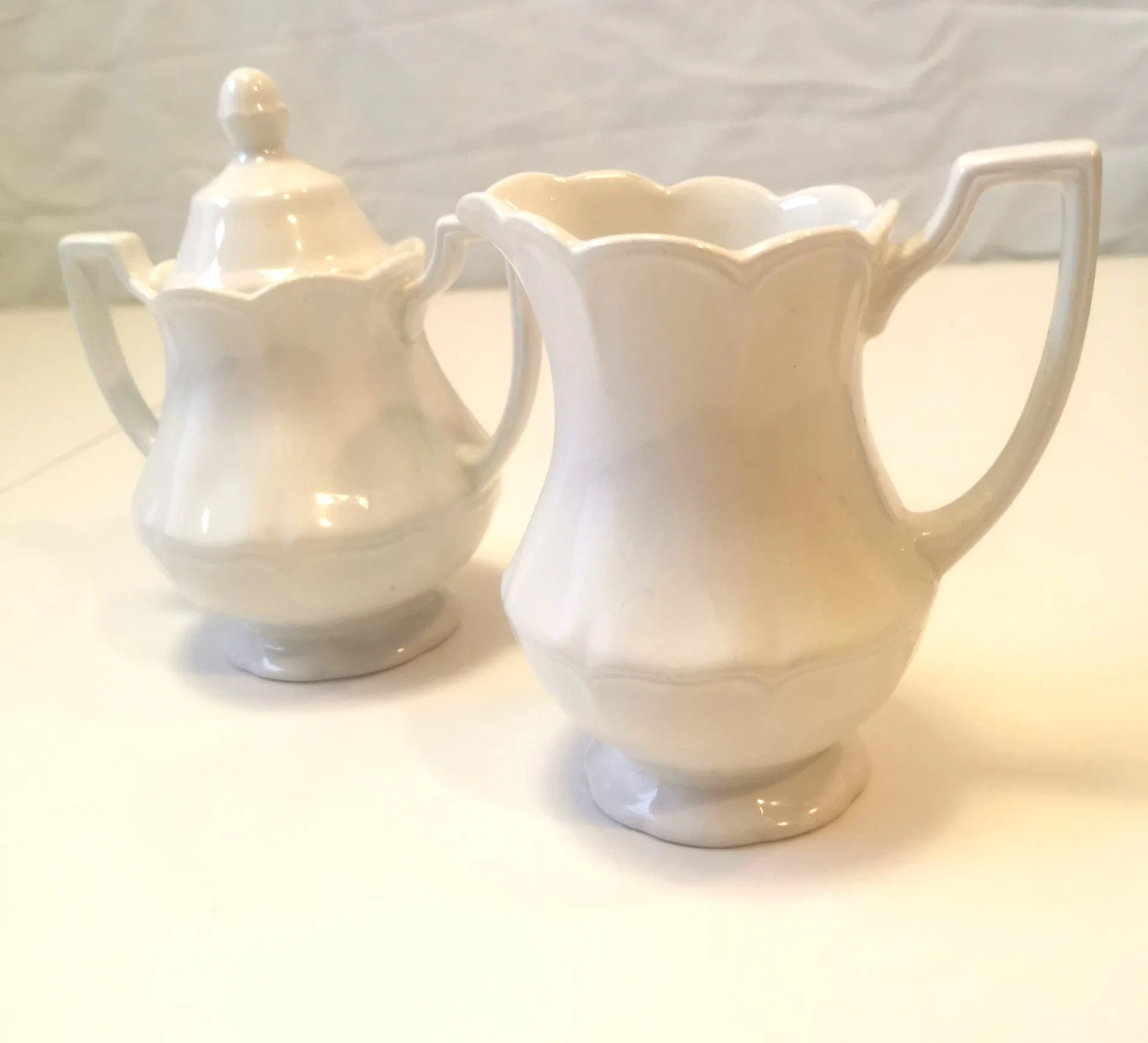 Sugar Bowl / Creamer Vintage Ironstone Royal Staffordshire image indicator(2)