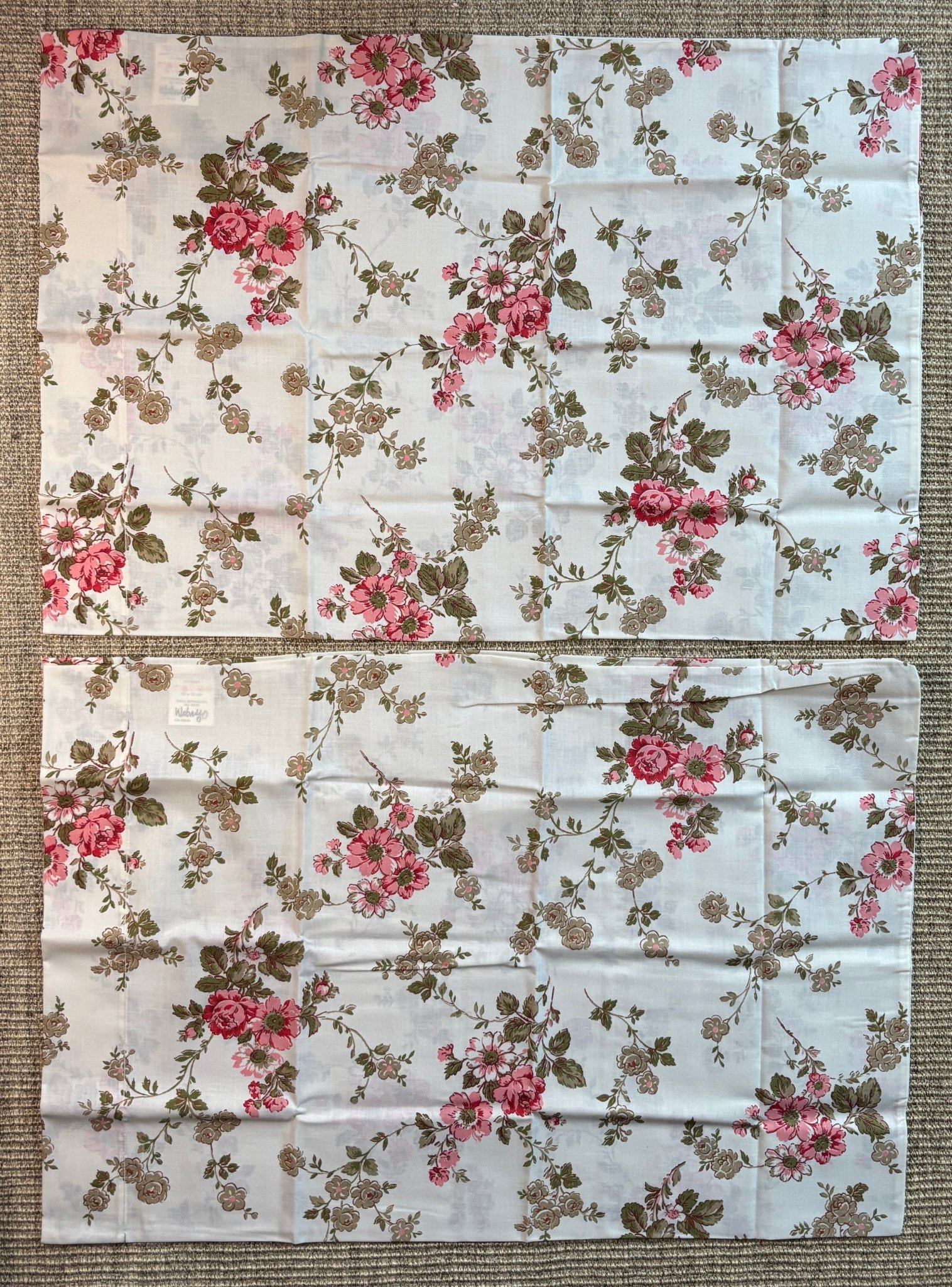 Made in Canada Wabasso Retro Rose Floral Queen Pillowcases - photo 2