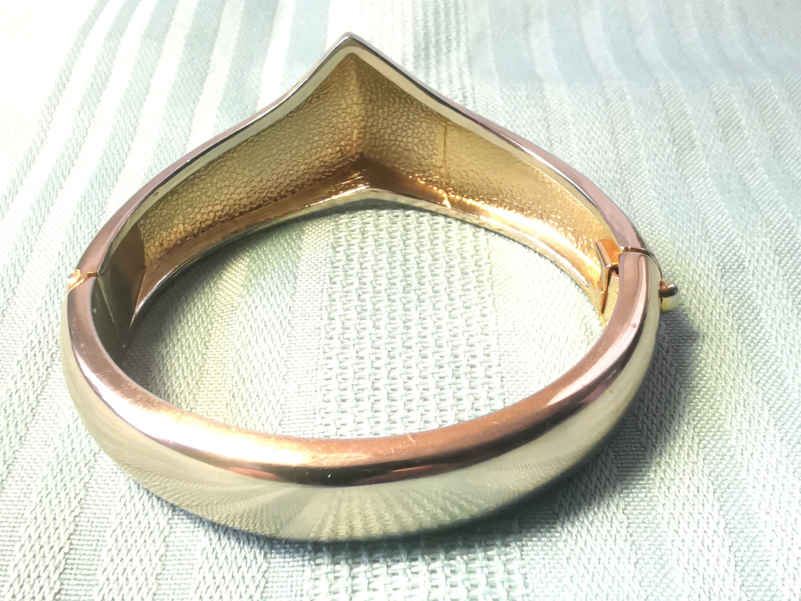 Retro Silver & Gold Tone Hinged Bracelet Vintage Statement Jewel image indicator(3)