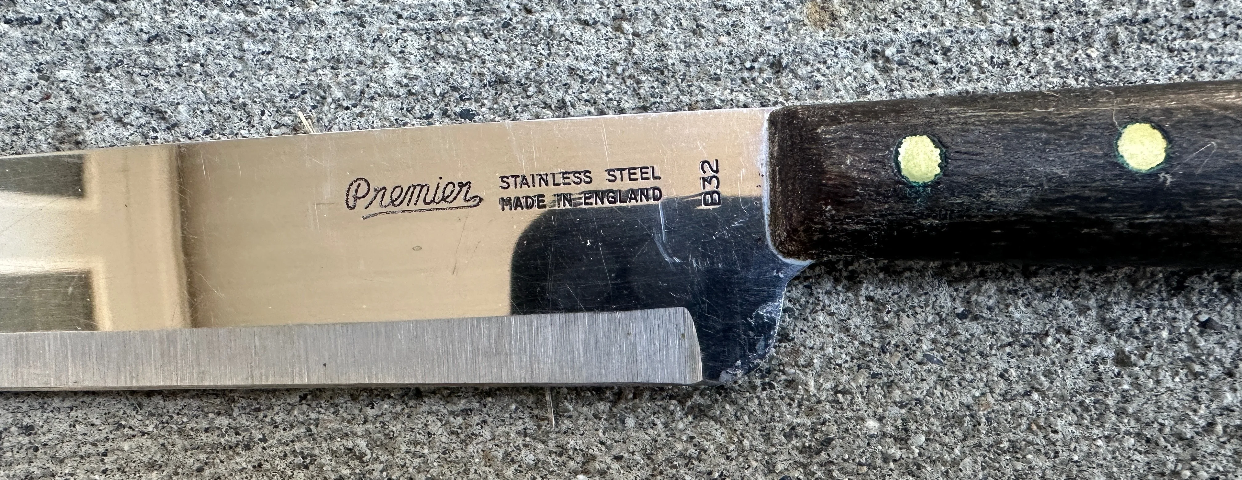 Kochmesser Chef's 11" Knife. image indicator(3)