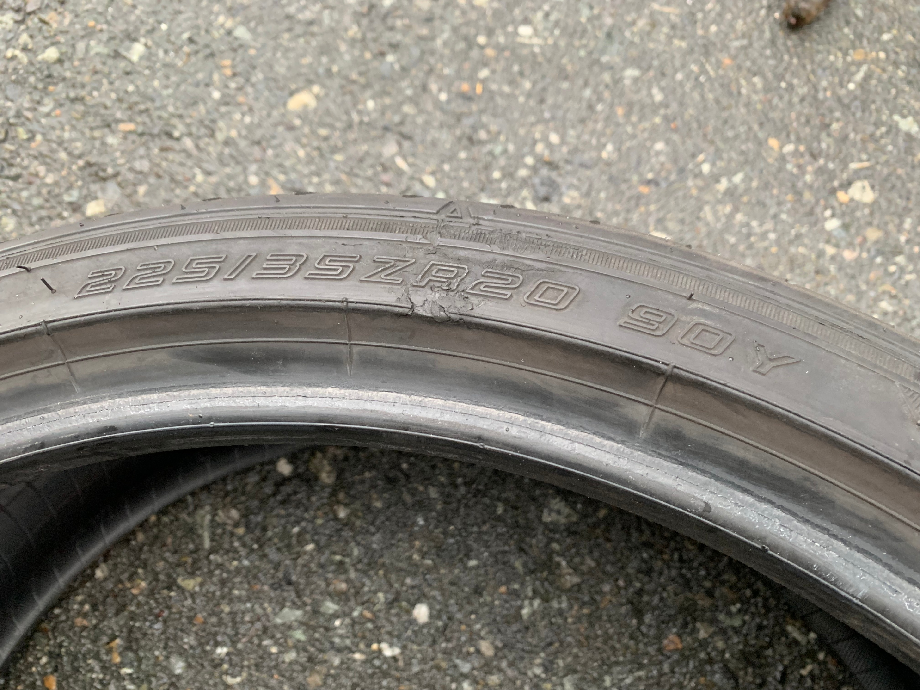 1 X single 225/35/20 90Y Sumitomo HTR Z5 with 45% tread - photo 5