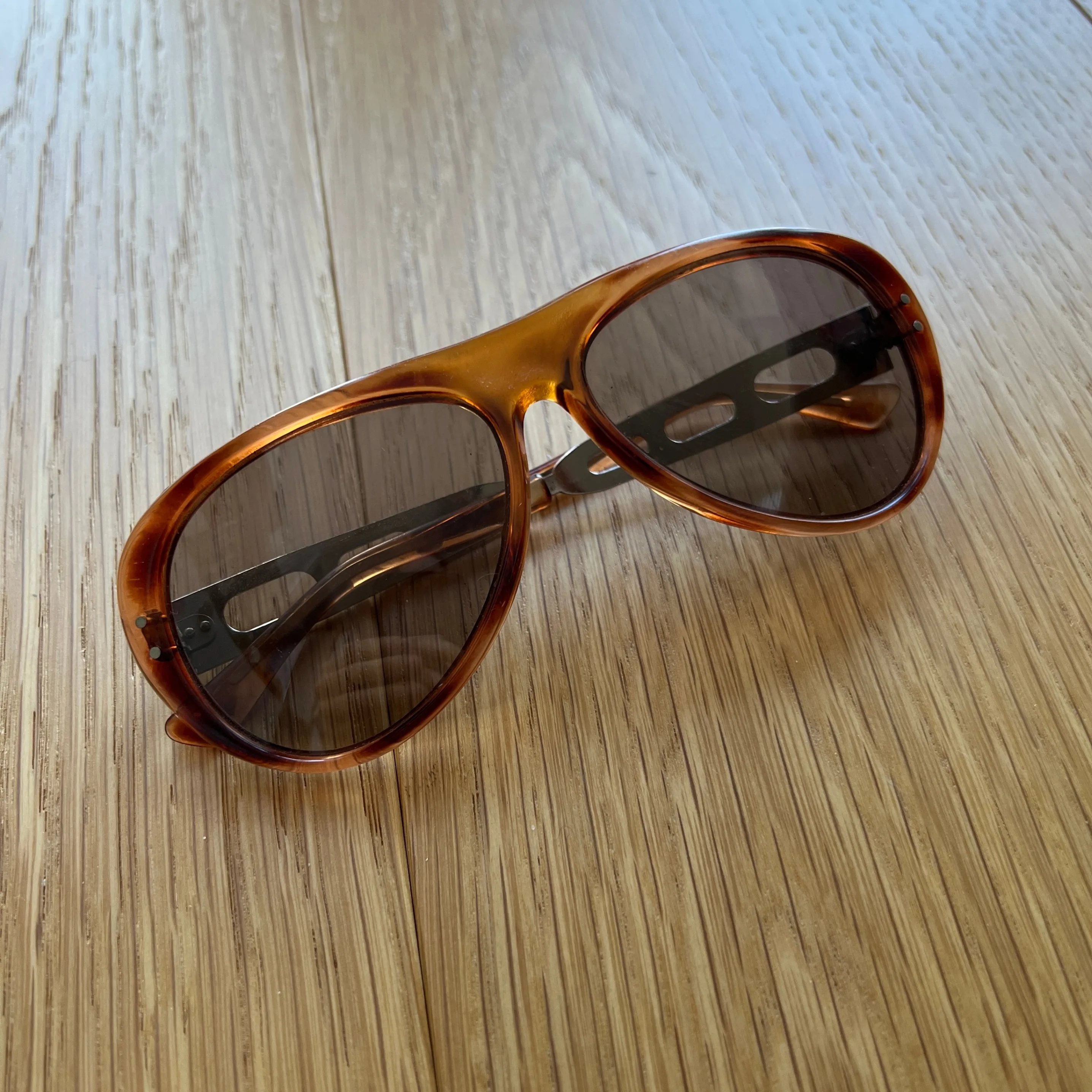 Vintage 70s Tortoiseshell 'Elvis' Aviator Sunglasses Made France thumbnail
