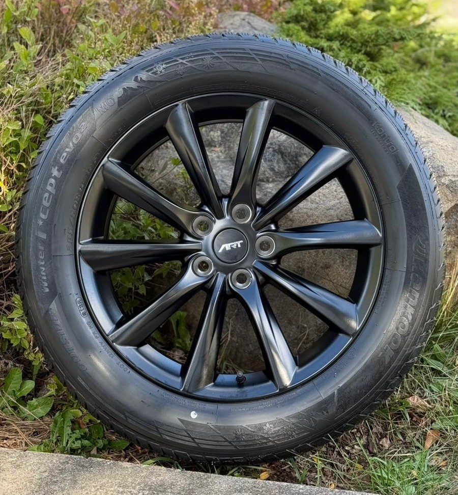 NEW 18”TESLA Model Y rims(5x114)+255/50/R18 Hankook snows - photo 2