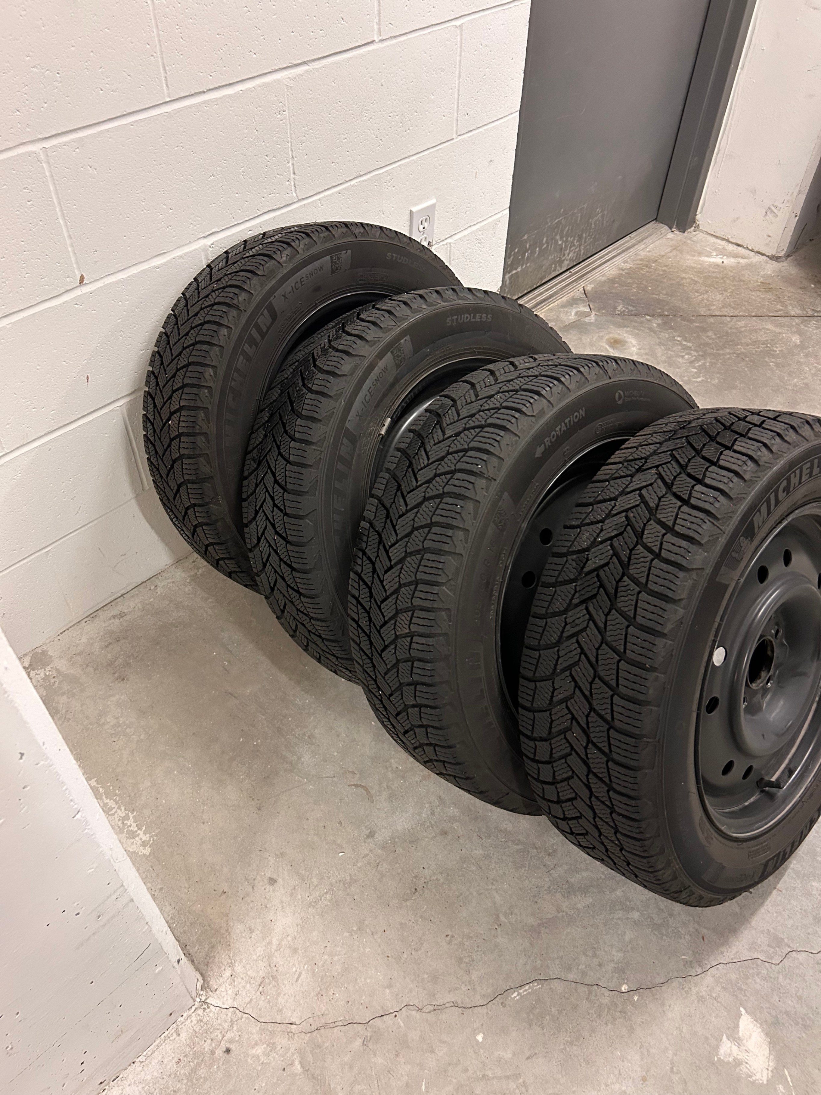 Michelin X-ICE SNOW   205 / 60R / 16 - photo 3
